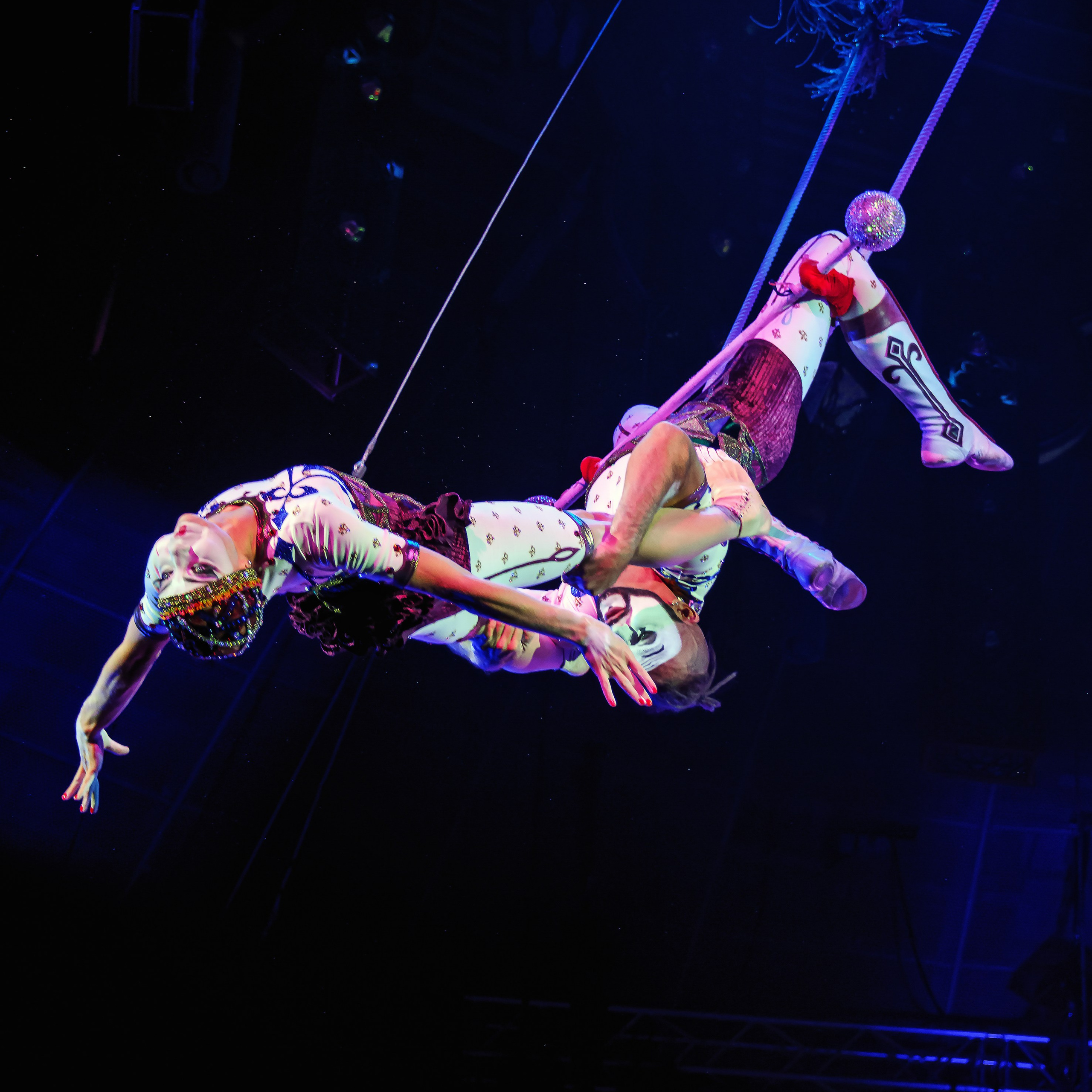 Песчаная сказка Гии Эрадзе — волшебное шоу 🎪, которое должен увидеть каждый, кто ценит красоту🌹, талант 🎭 и умение мечтать 💫. Цирковой фотограф Андрей Пухов (Jazz)