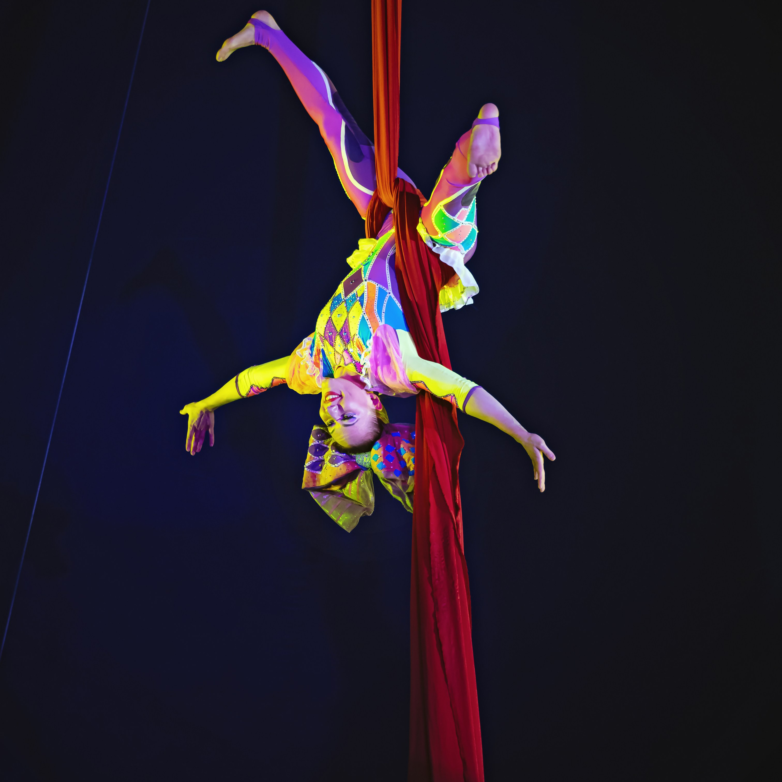 Международный цирк"HAPPY CIRCUS». Фотограф Андрей Пухов (Jazz)