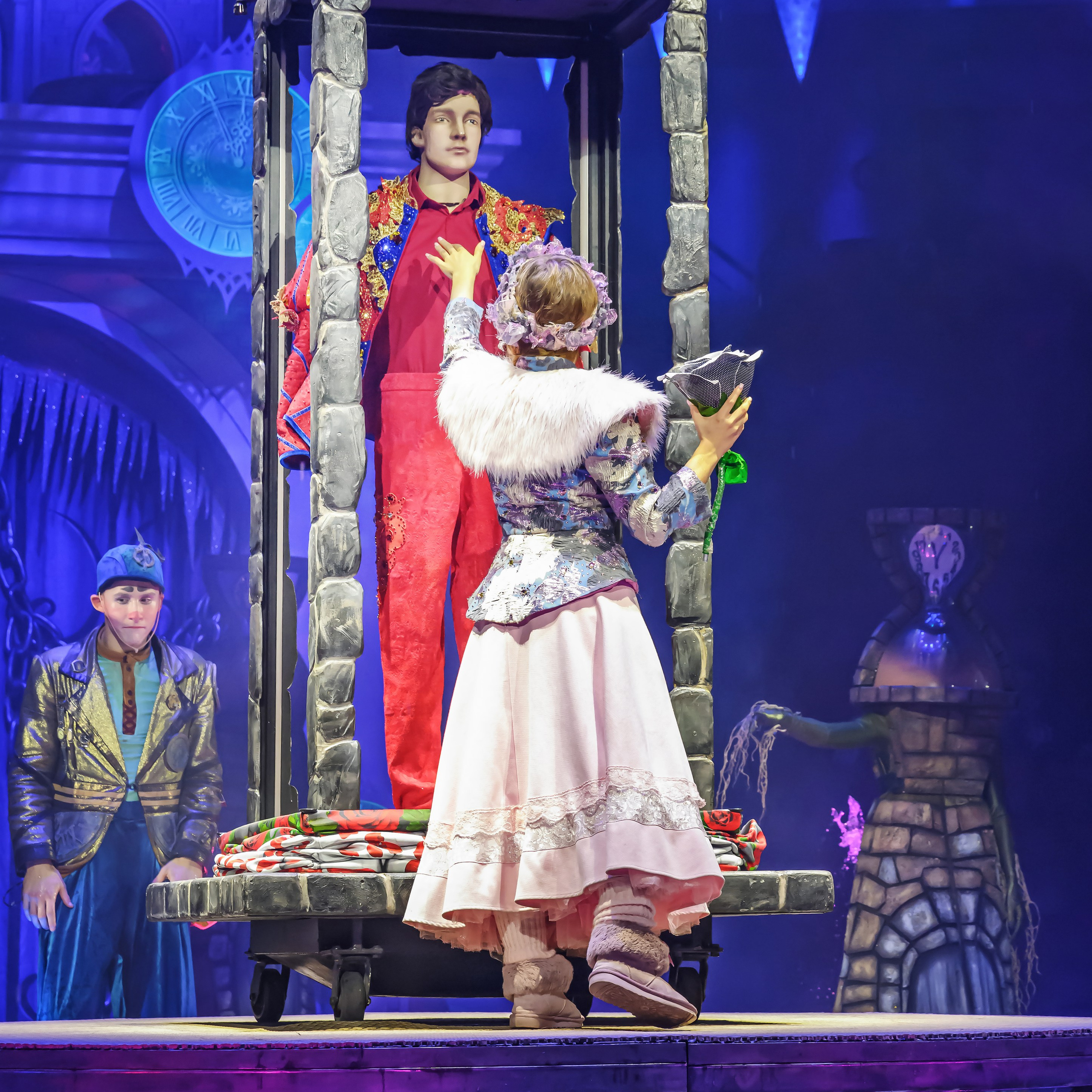 «13 месяцев. Шоу ледяных фонтанов»❄💙. Фотограф Андрей Пухов (Jazz)