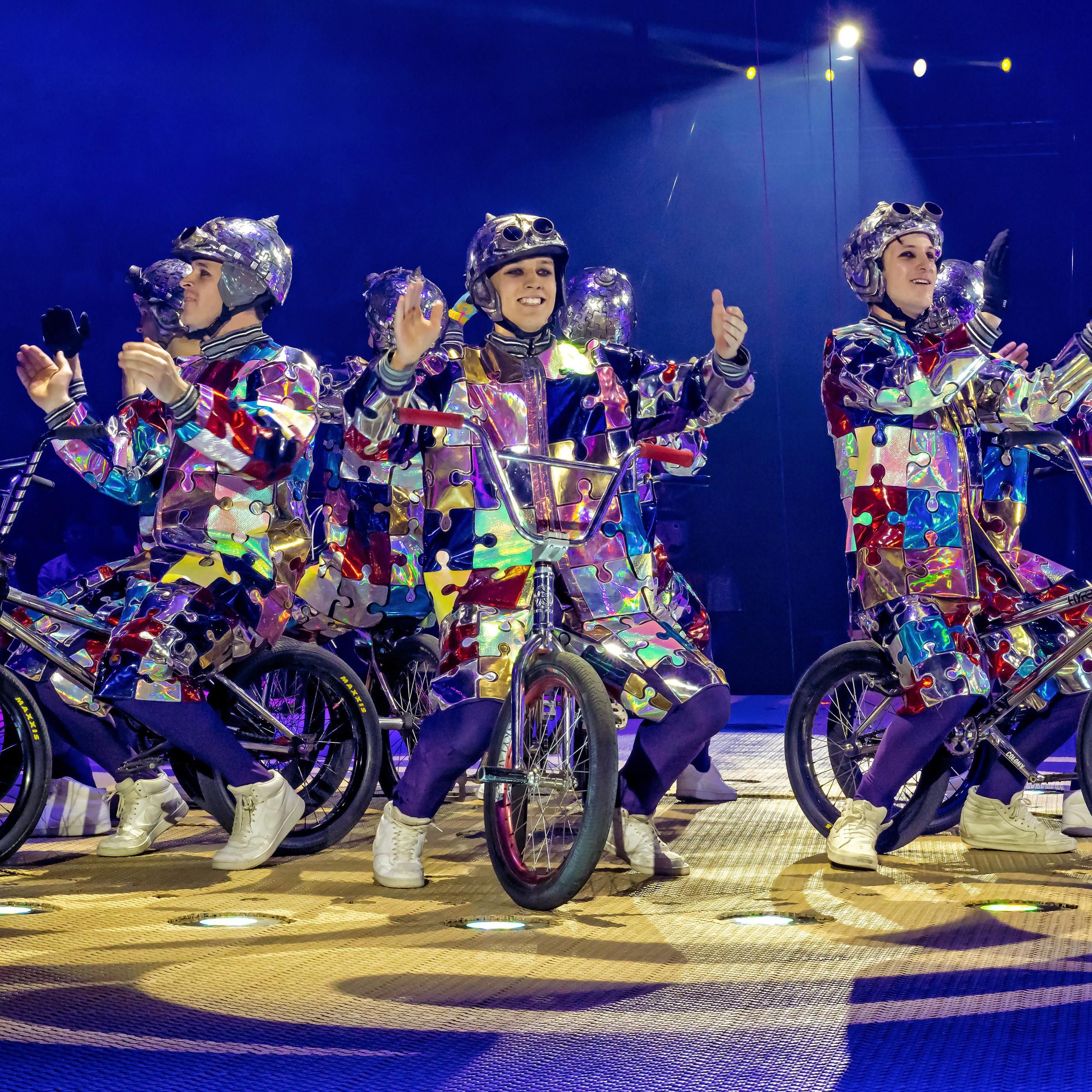 Шоу фонтанов «Принц цирка» 🎪 09.11.2024. Фотограф Андрей Пухов (Jazz)