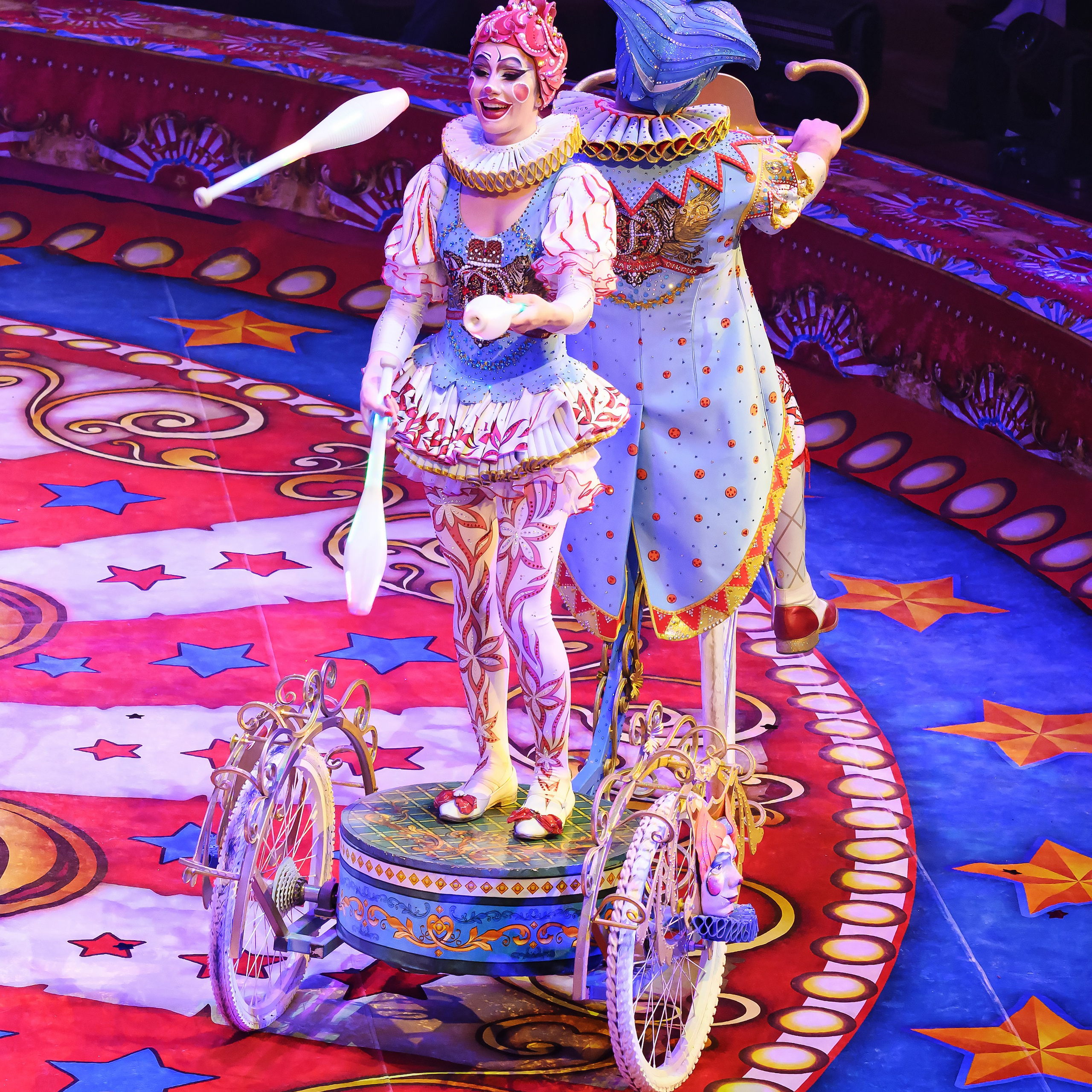 ГРАНДИОЗНОЕ ЦИРКОВОЕ ШОУ ЗАСЛУЖЕННОГО АРТИСТА РОССИИ ГИИ ЭРАДЗЕ. Фотограф Андрей Пухов (Jazz)