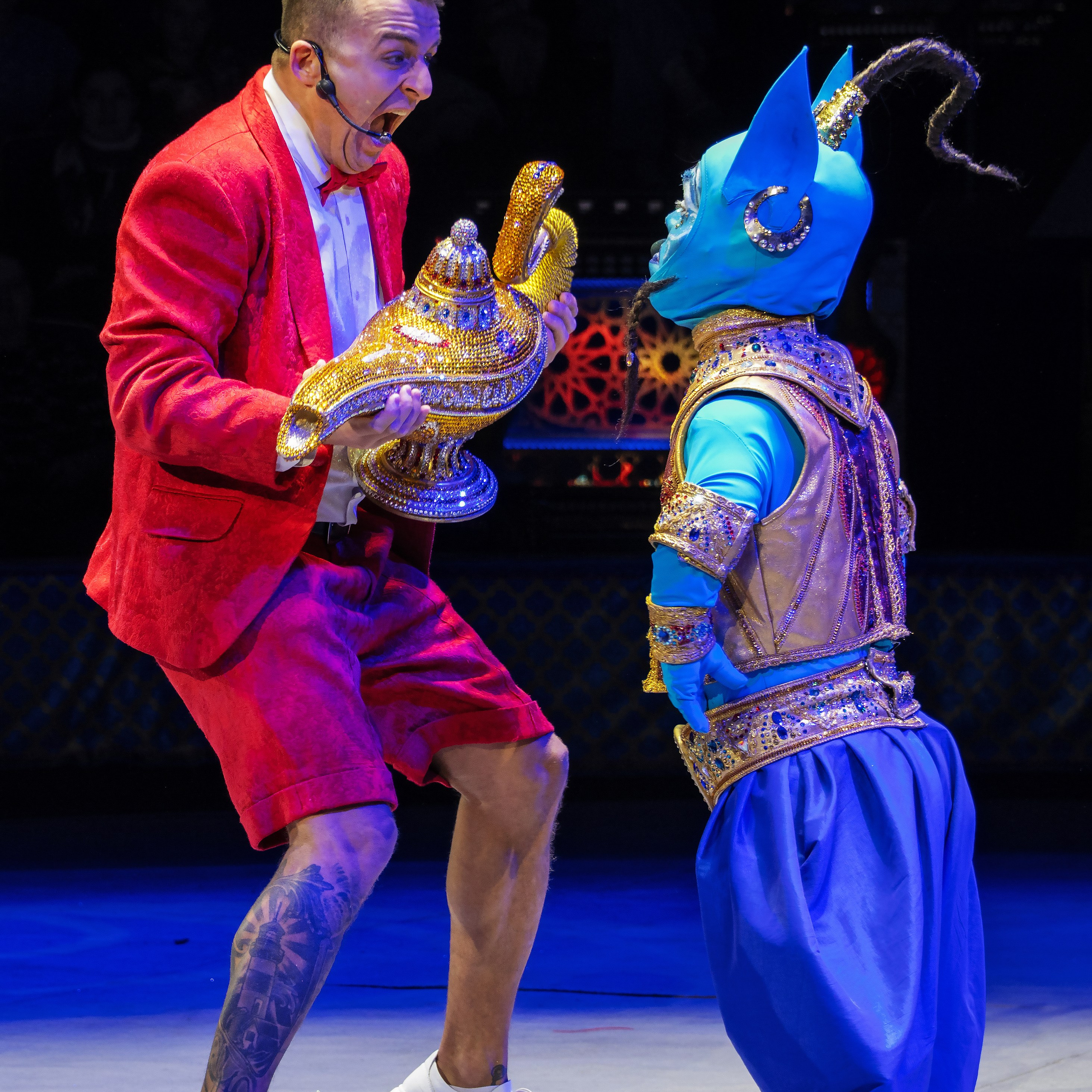 Песчаная сказка Гии Эрадзе — волшебное шоу 🎪, которое должен увидеть каждый, кто ценит красоту🌹, талант 🎭 и умение мечтать 💫. Цирковой фотограф Андрей Пухов (Jazz)