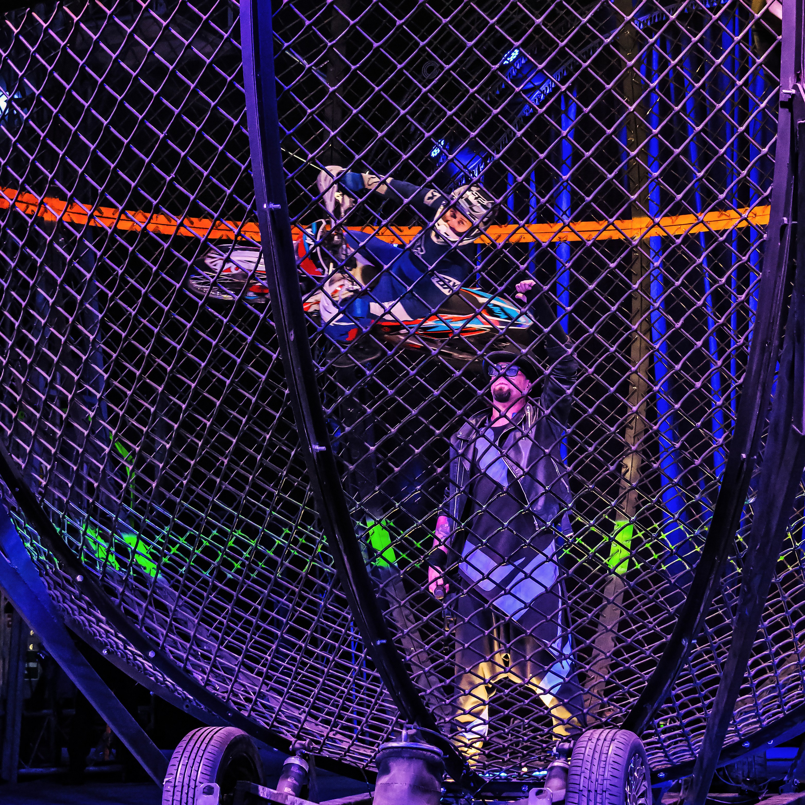 Шоу Демидовых. Цирковой фотограф Андрей Пухов (Jazz)