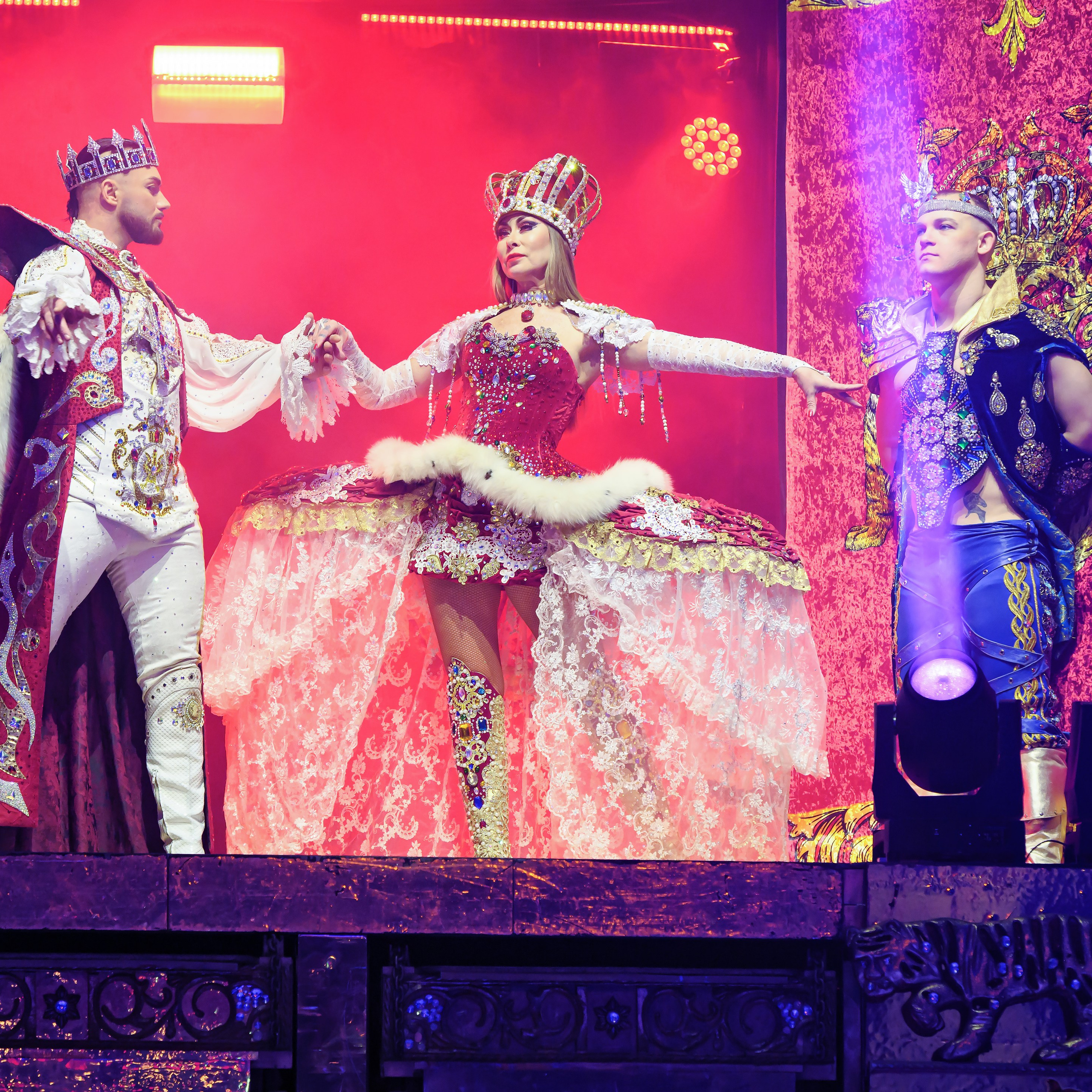 ГРАНДИОЗНОЕ ЦИРКОВОЕ ШОУ ЗАСЛУЖЕННОГО АРТИСТА РОССИИ ГИИ ЭРАДЗЕ. Фотограф Андрей Пухов (Jazz)