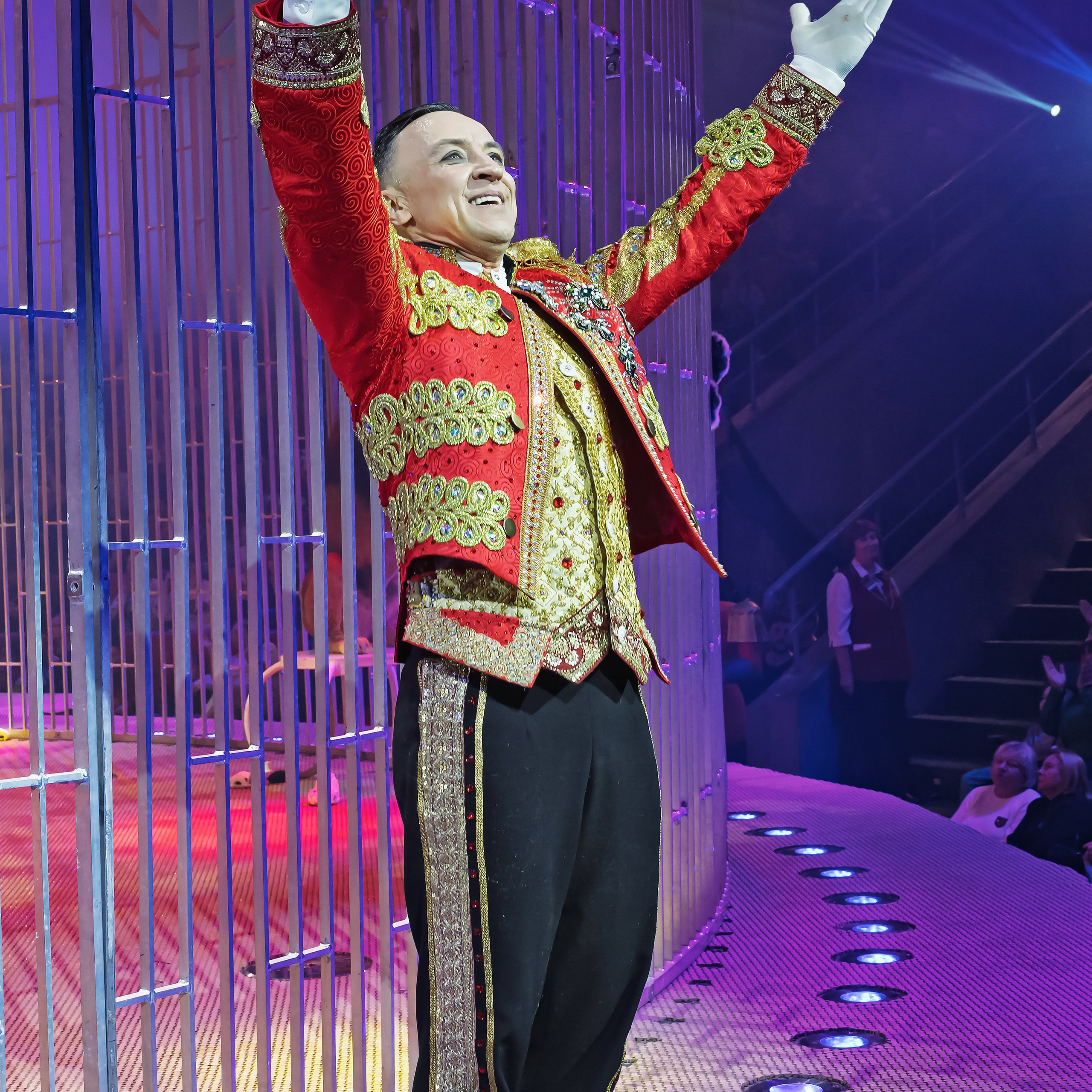 Шоу фонтанов «Принц цирка» 🎪 09.11.2024. Фотограф Андрей Пухов (Jazz)