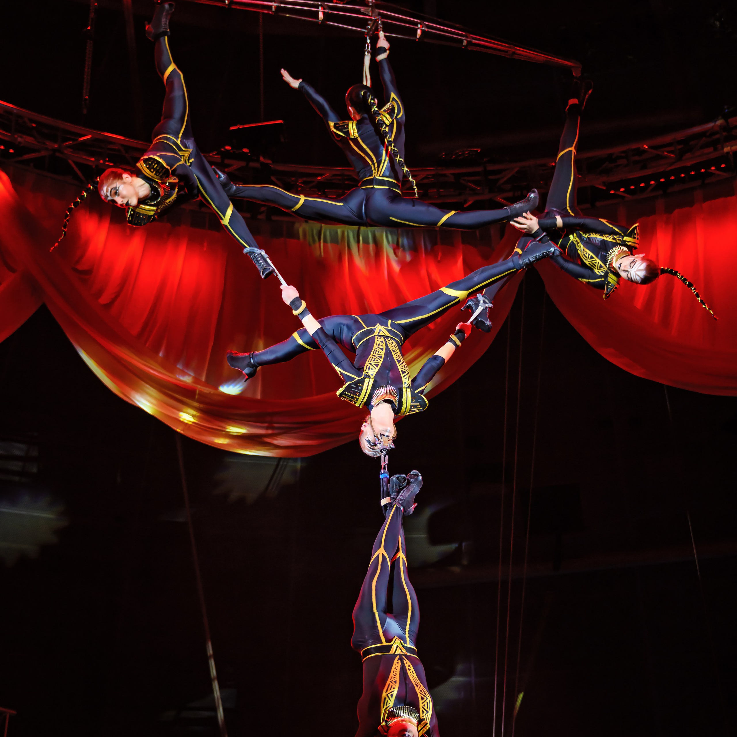 🎪 «Цирк на воде💦 🏰Царство фонтанов**»✨🌊🎭. Фотограф Андрей Пухов (Jazz)