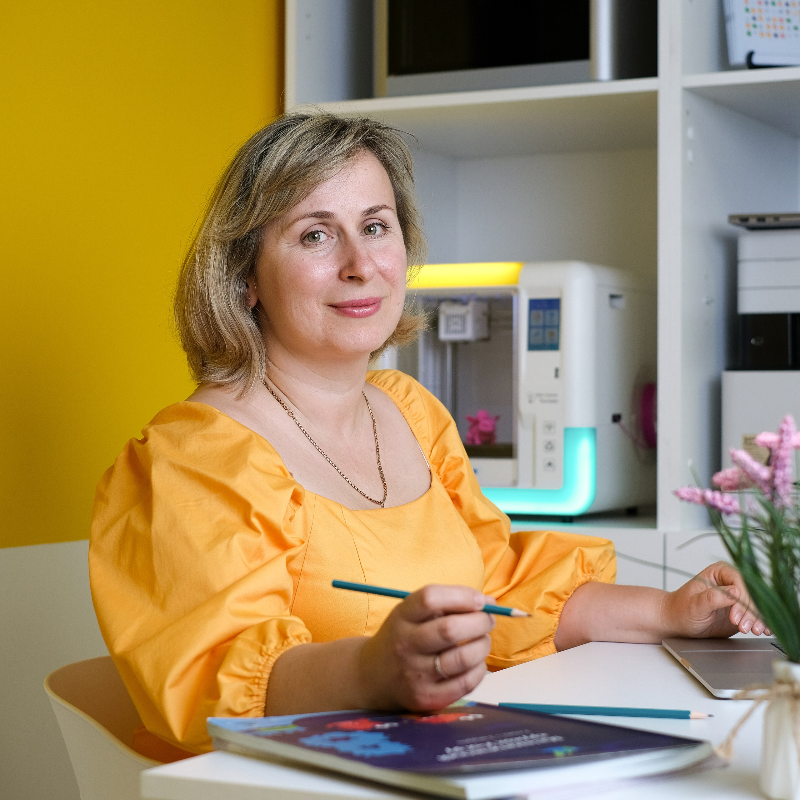 Портретная фотосъемка сотрудников. Корпоративная фотосессия сотрудников. Офисная фотосессия для сотрудников. Интерьерный фотограф, фотограф недвижимости. Фотосъемка недвижимости в Москве и Московской области