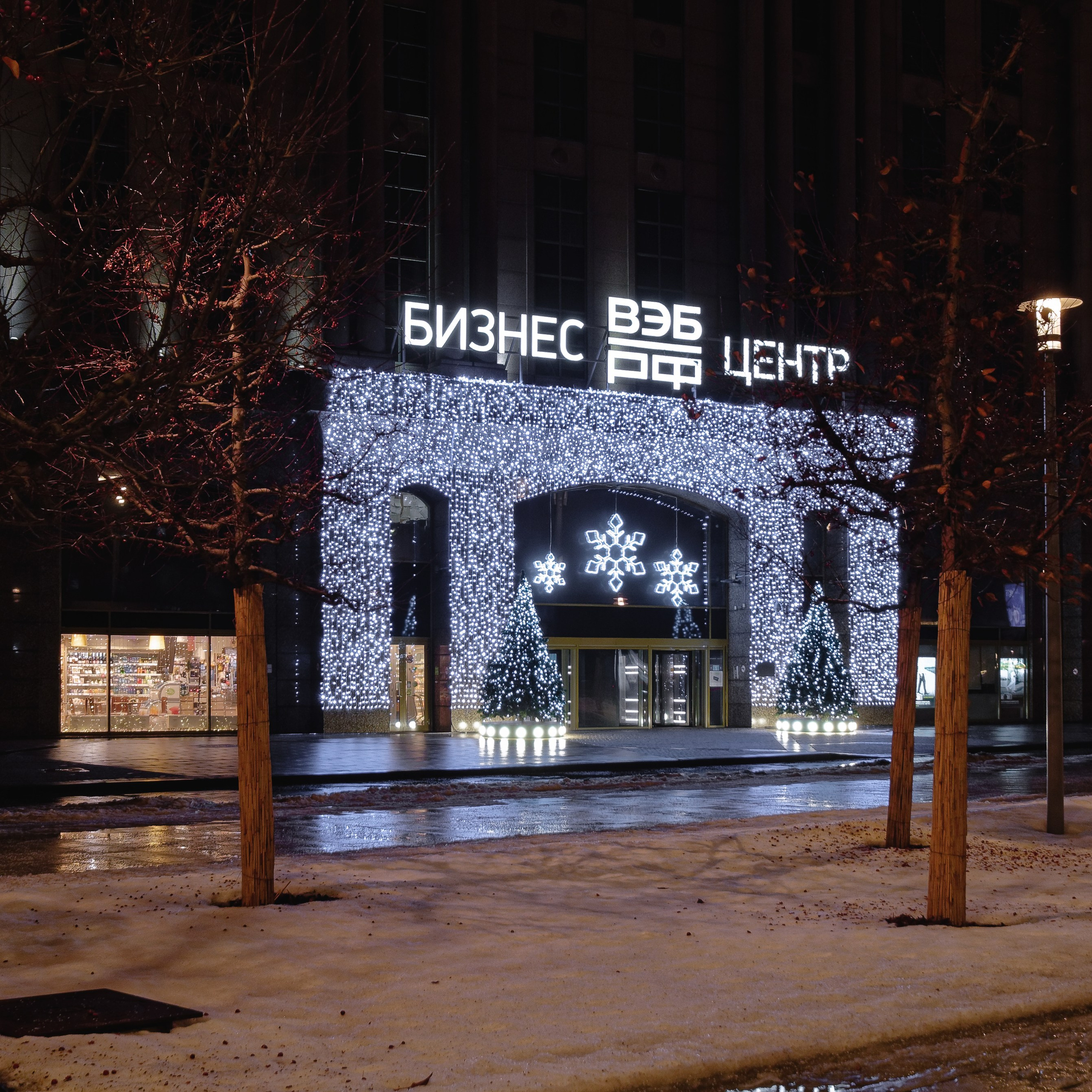 Фотосъемка интерьеров офисов, медицинских центров и клиник, учебных центров и салонов красоты, баров и ресторанов и прочей недвижимости. Интерьерный фотограф, фотограф недвижимости. Фотосъемка недвижимости в Москве и Московской области