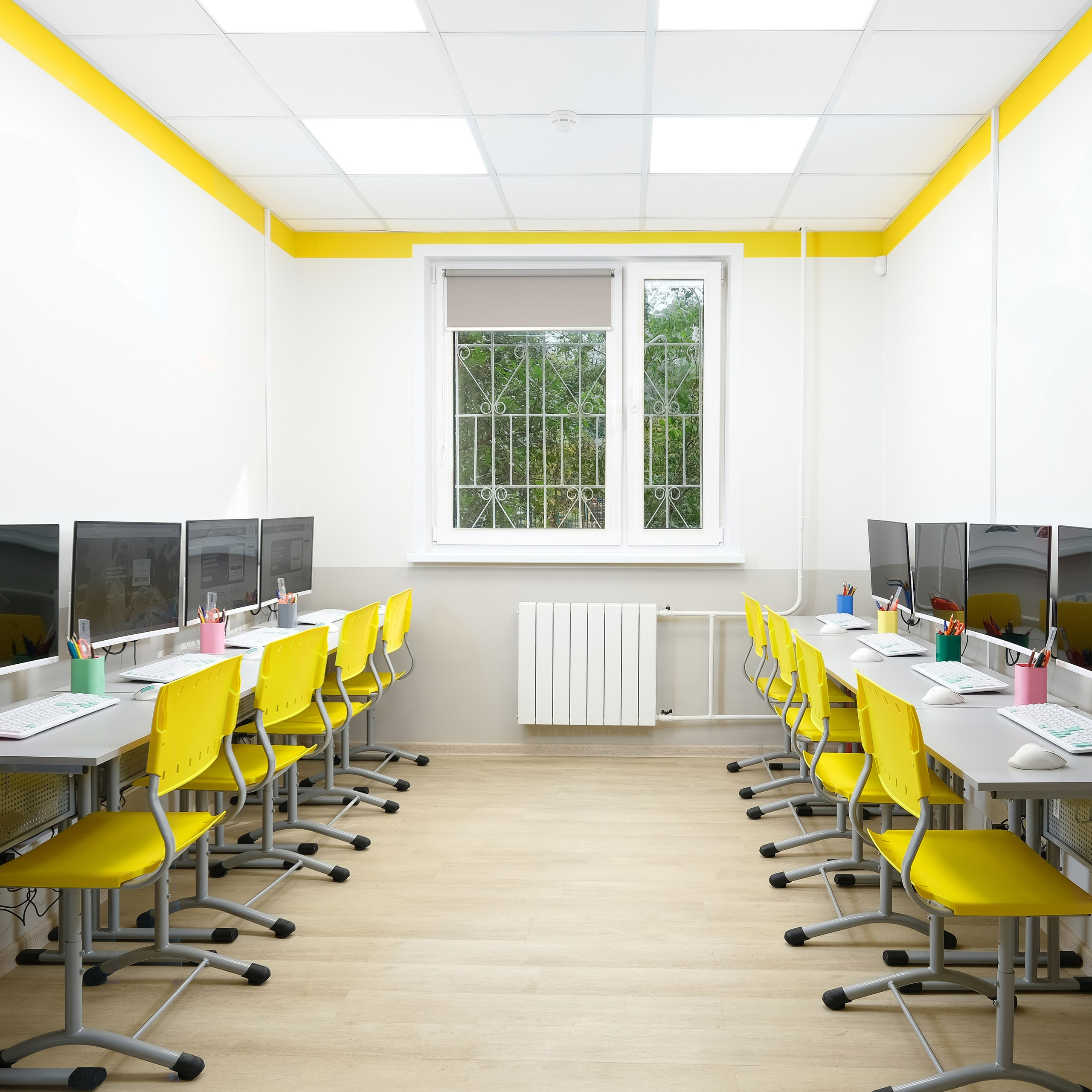 Фотосъемка интерьеров офисов, медицинских центров и клиник, учебных центров и салонов красоты, баров и ресторанов и прочей недвижимости. Интерьерный фотограф, фотограф недвижимости. Фотосъемка недвижимости в Москве и Московской области