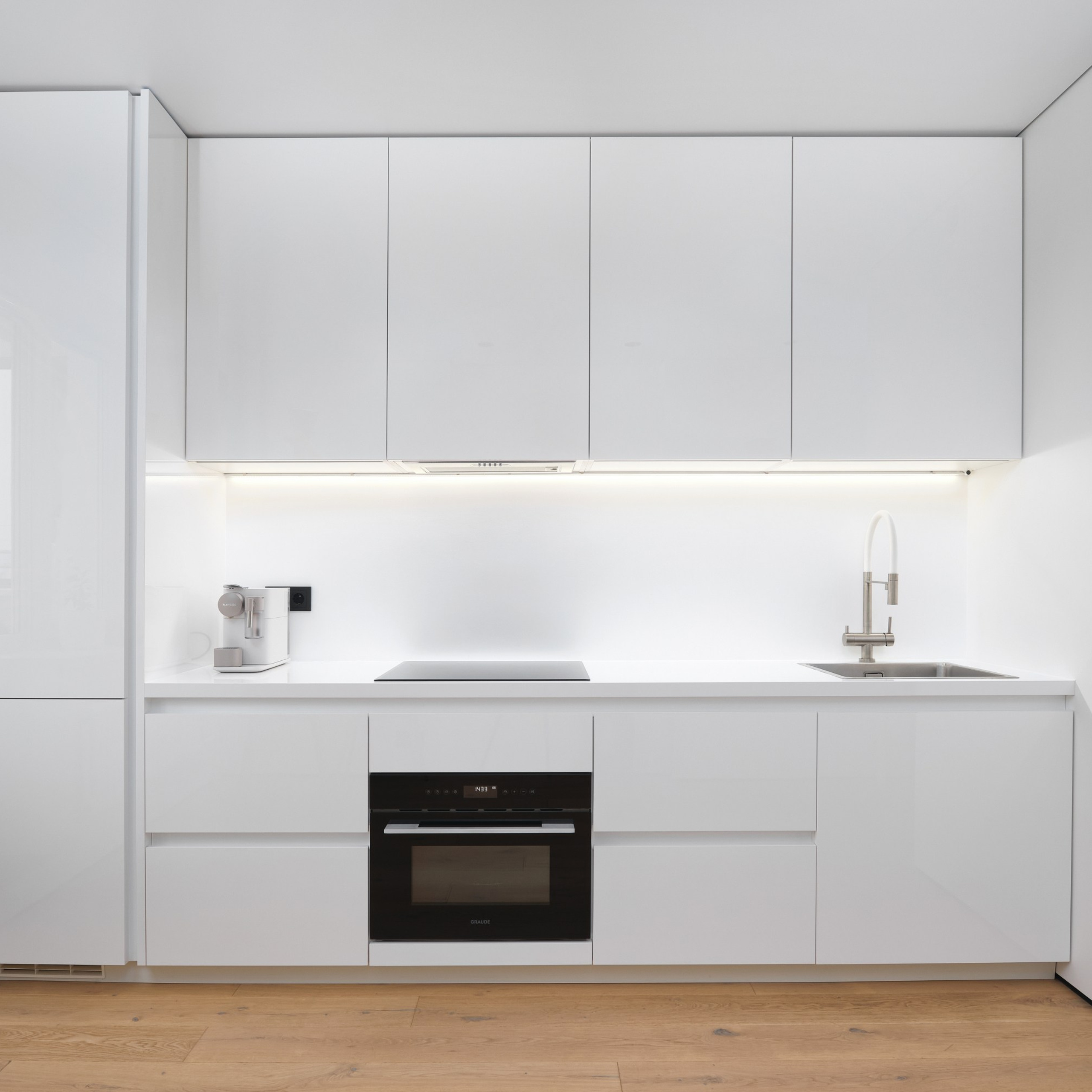 Фотограф недвижимости. Интерьерный фотограф для фотосъемки квартиры, дизайна, ремонта. Для агентства или риэлтора. Интерьерный фотограф, фотограф недвижимости. Фотосъемка недвижимости в Москве и Московской области