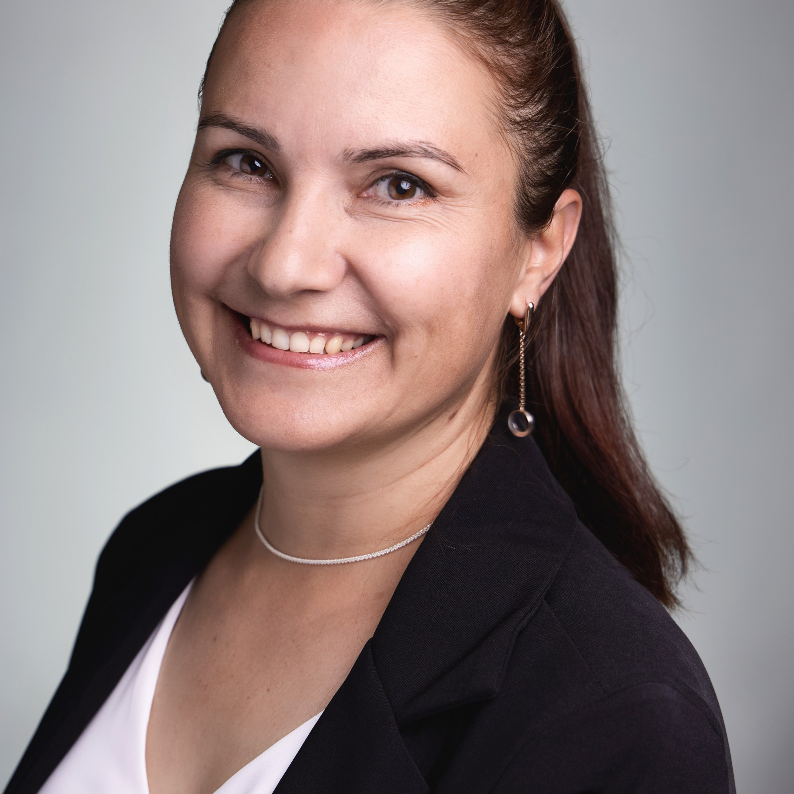 Портретная фотосъемка сотрудников. Корпоративная фотосессия сотрудников. Офисная фотосессия для сотрудников. Интерьерный фотограф, фотограф недвижимости. Фотосъемка недвижимости в Москве и Московской области