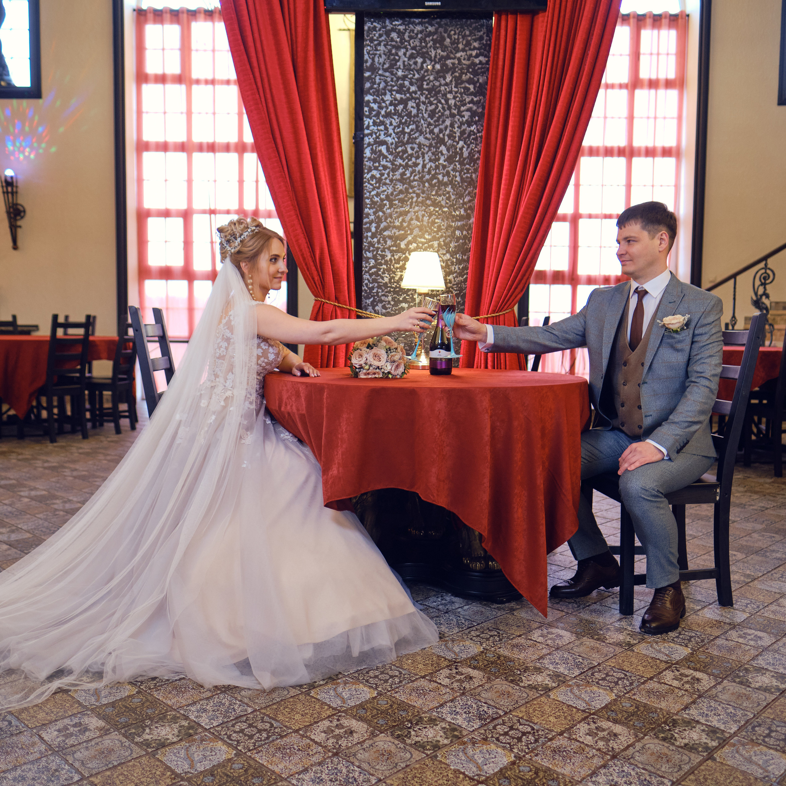 Локации для свадебной прогулки. Свадебный фотограф, видеограф в Клину, Москве, Зеленограде, Калабушкин