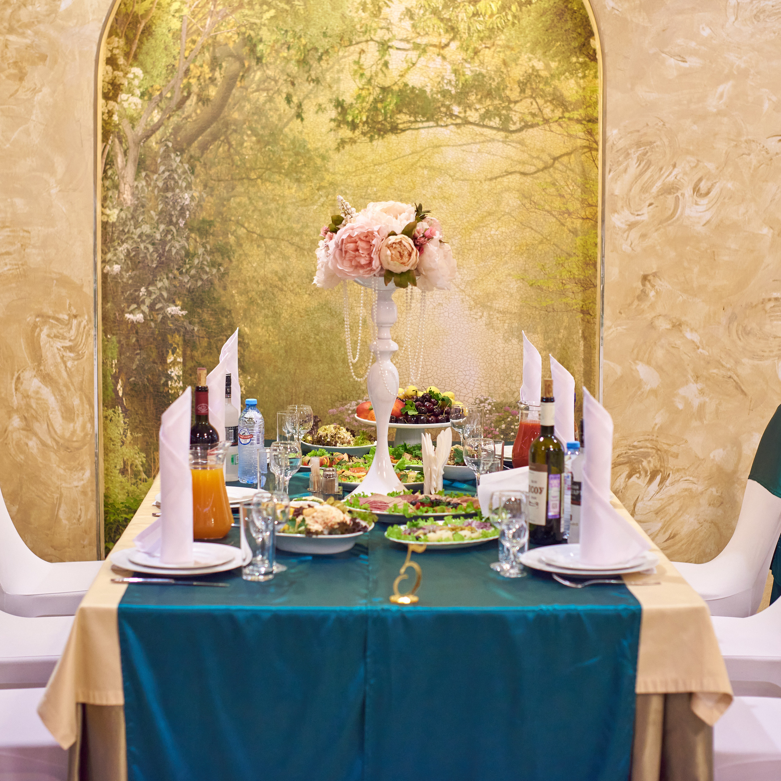 Рестораны для банкета. Свадебный фотограф, видеограф в Клину, Москве, Зеленограде, Калабушкин