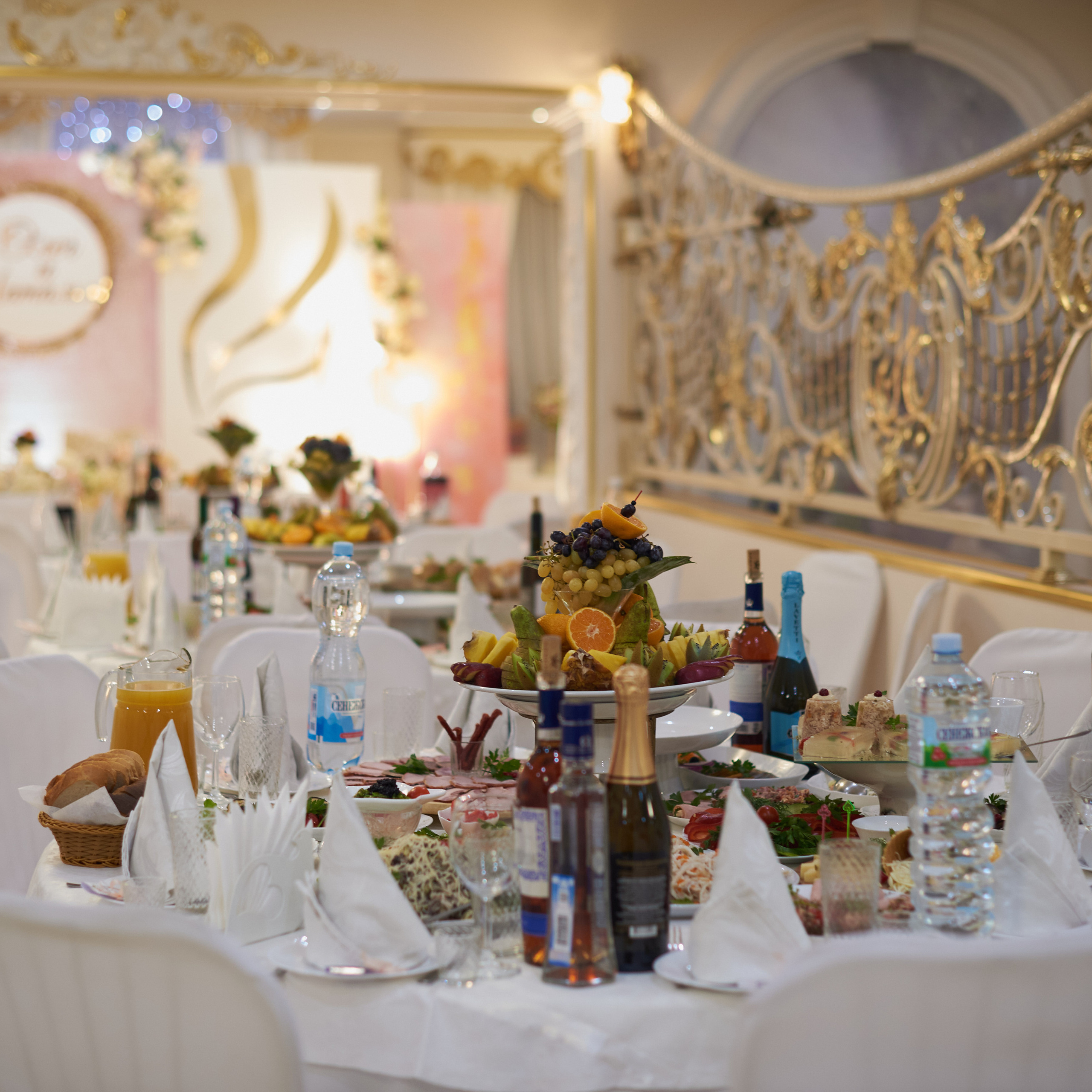 Рестораны для банкета. Свадебный фотограф, видеограф в Клину, Москве, Зеленограде, Калабушкин