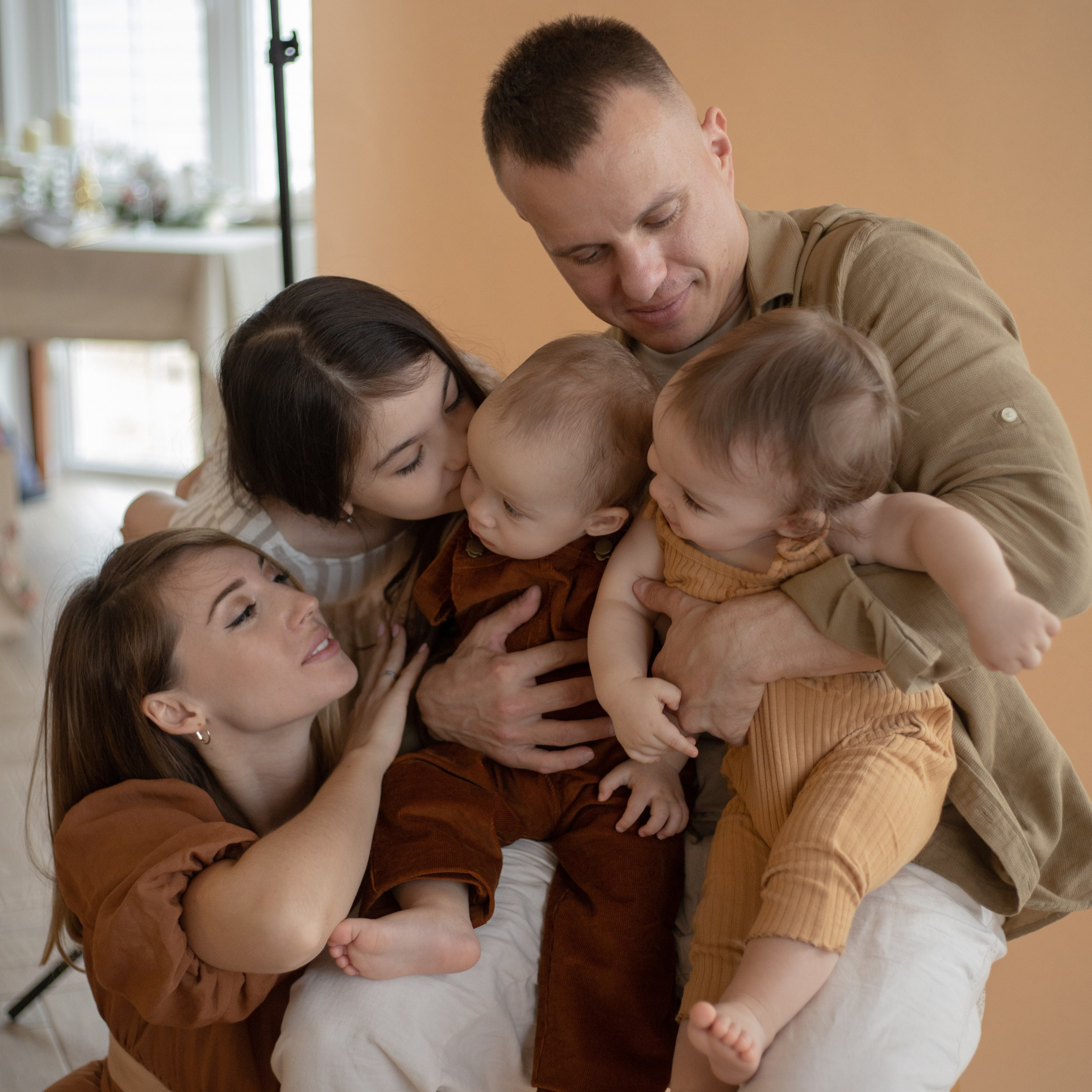 Есения и семья