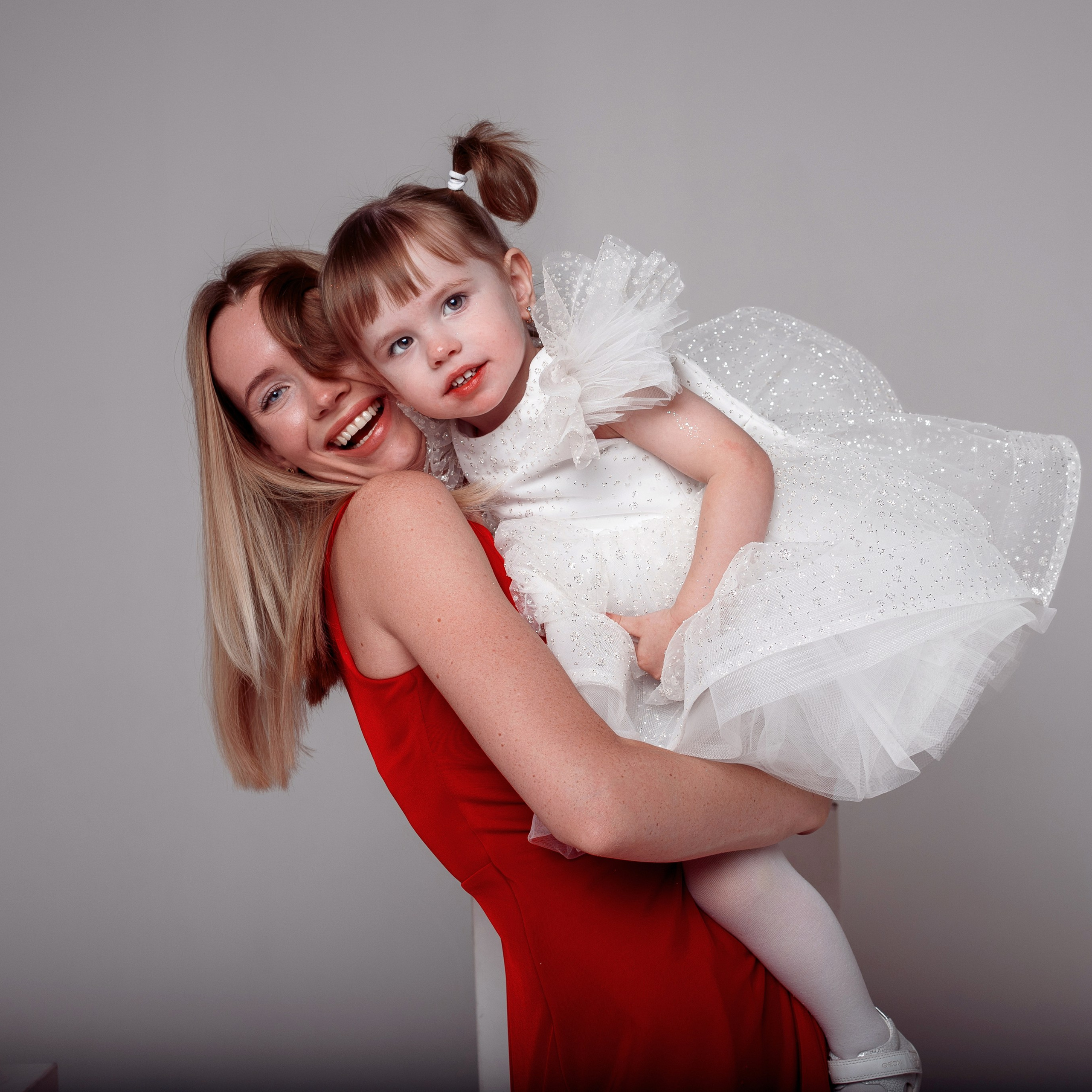 Новогодние съёмки сочи. Детский студийный фотограф Сочи