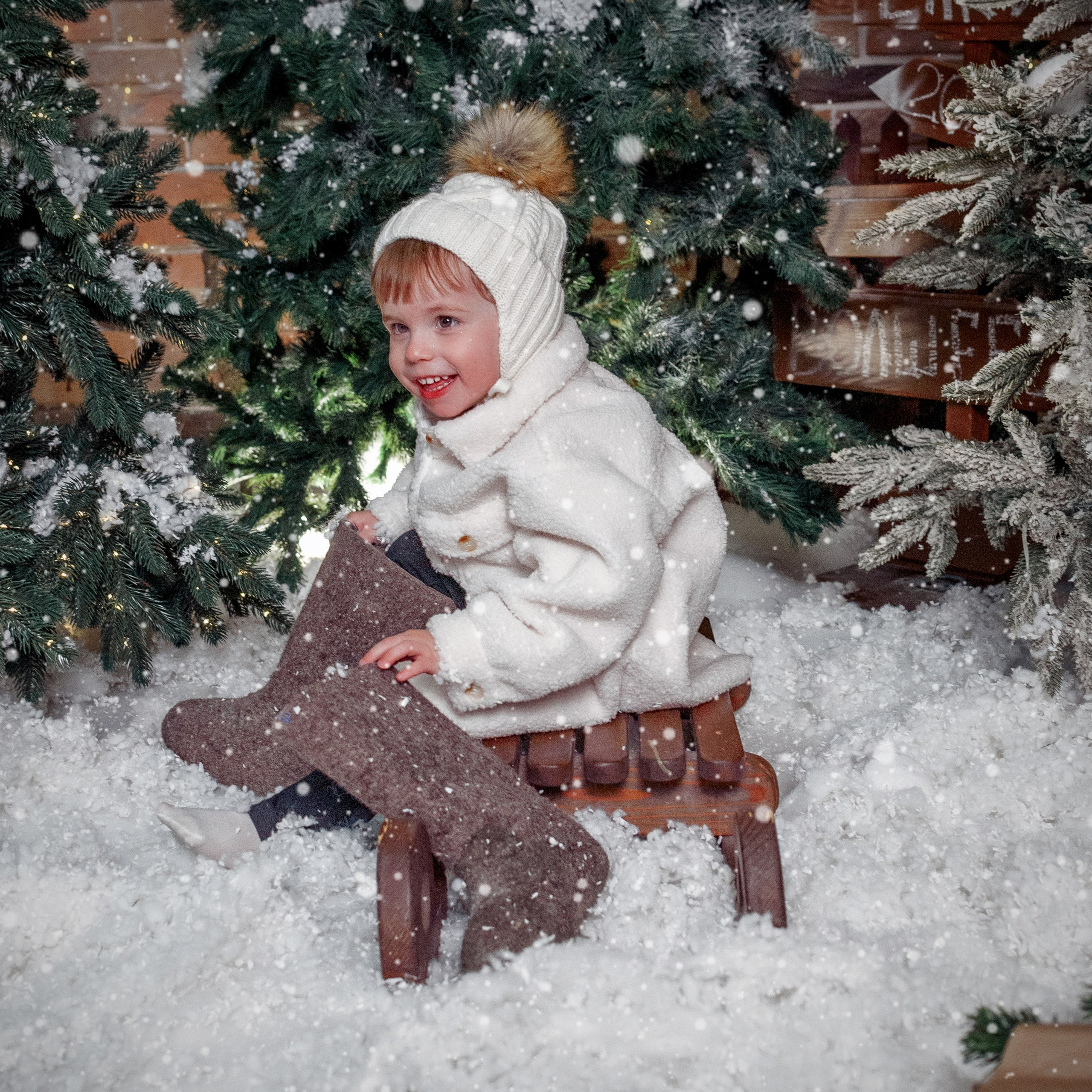 Новогодние съёмки сочи. Детский студийный фотограф Сочи
