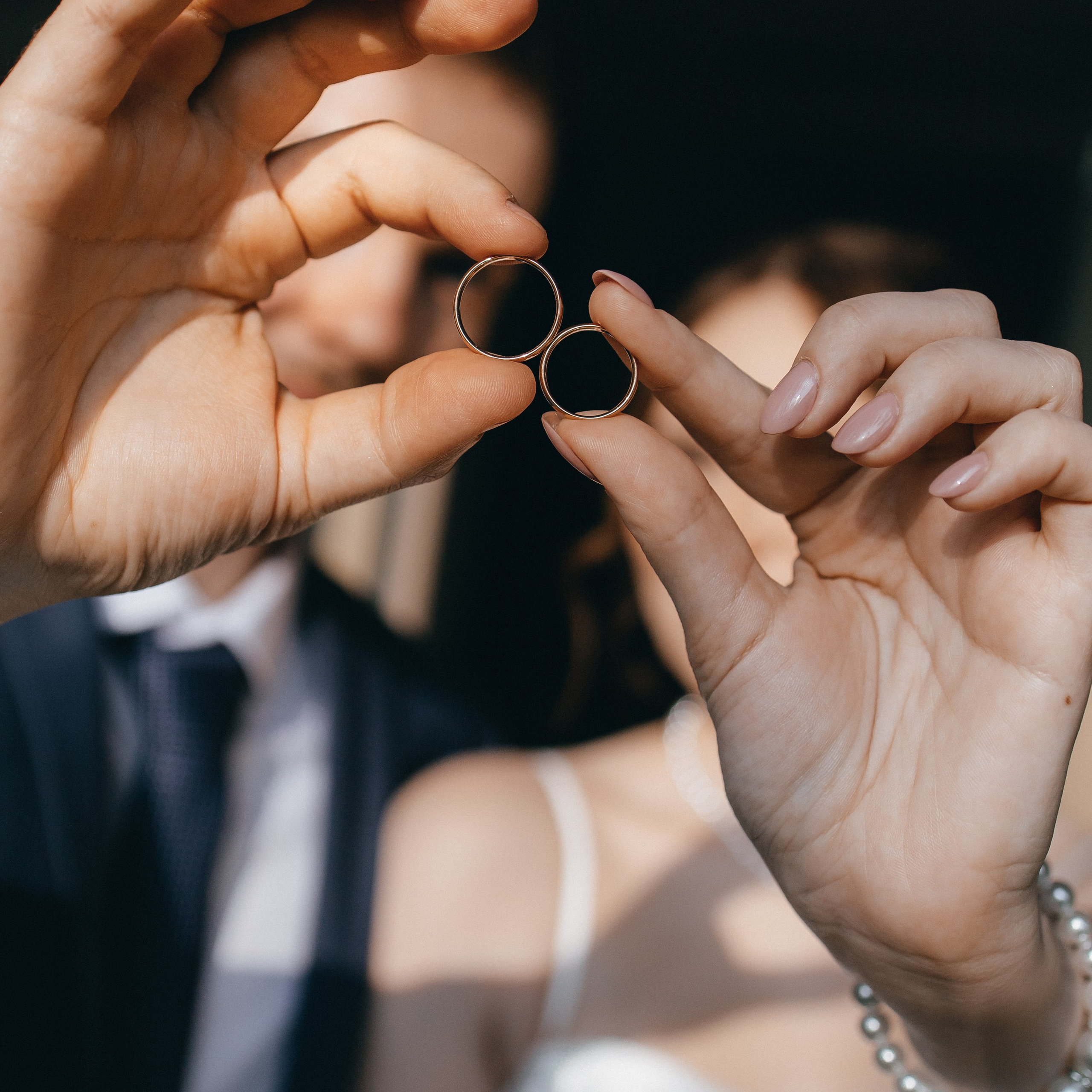 Только любовь…