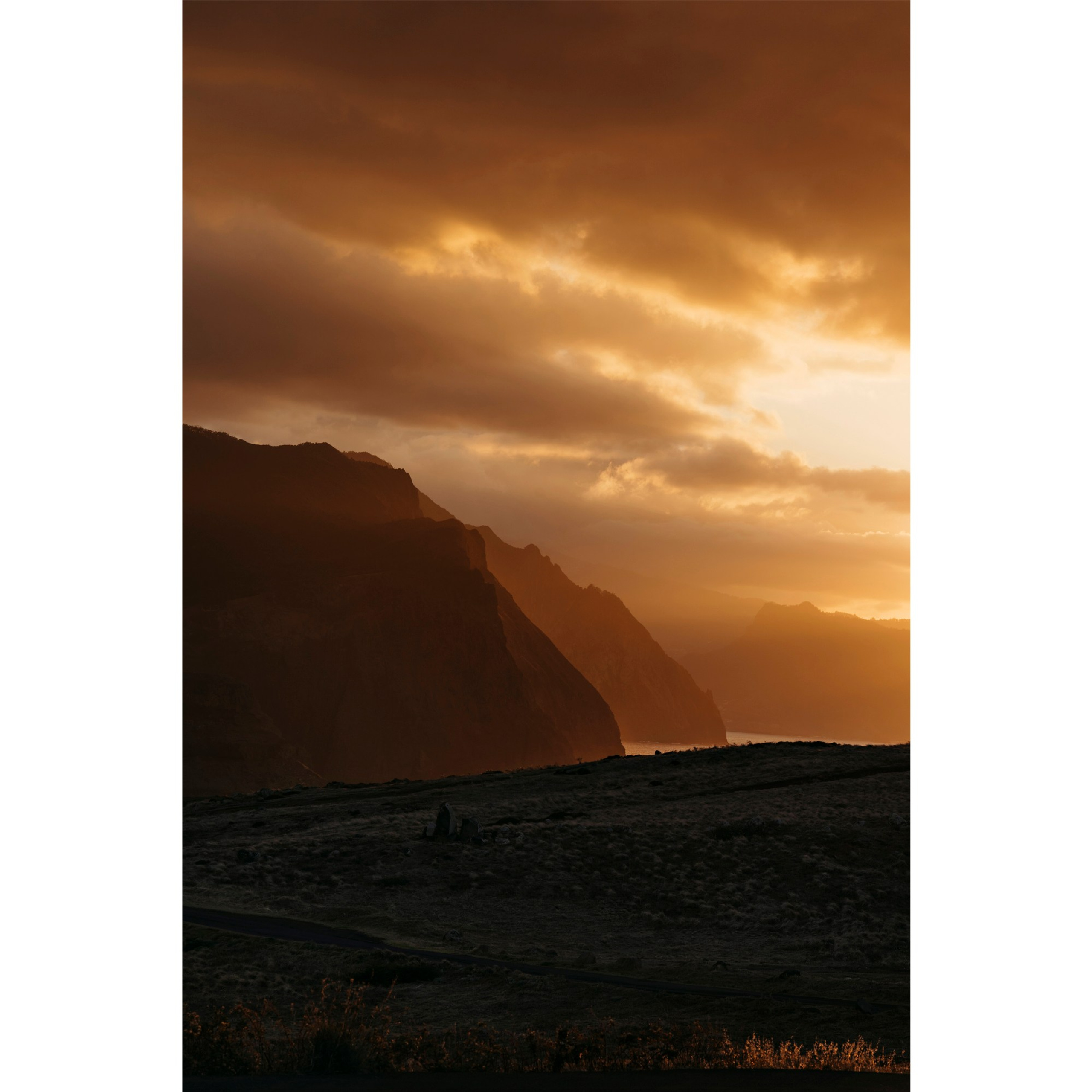 Закат на Мадейре. Постер с оформлением. ИНфото. Авторские фотографии для интерьеров