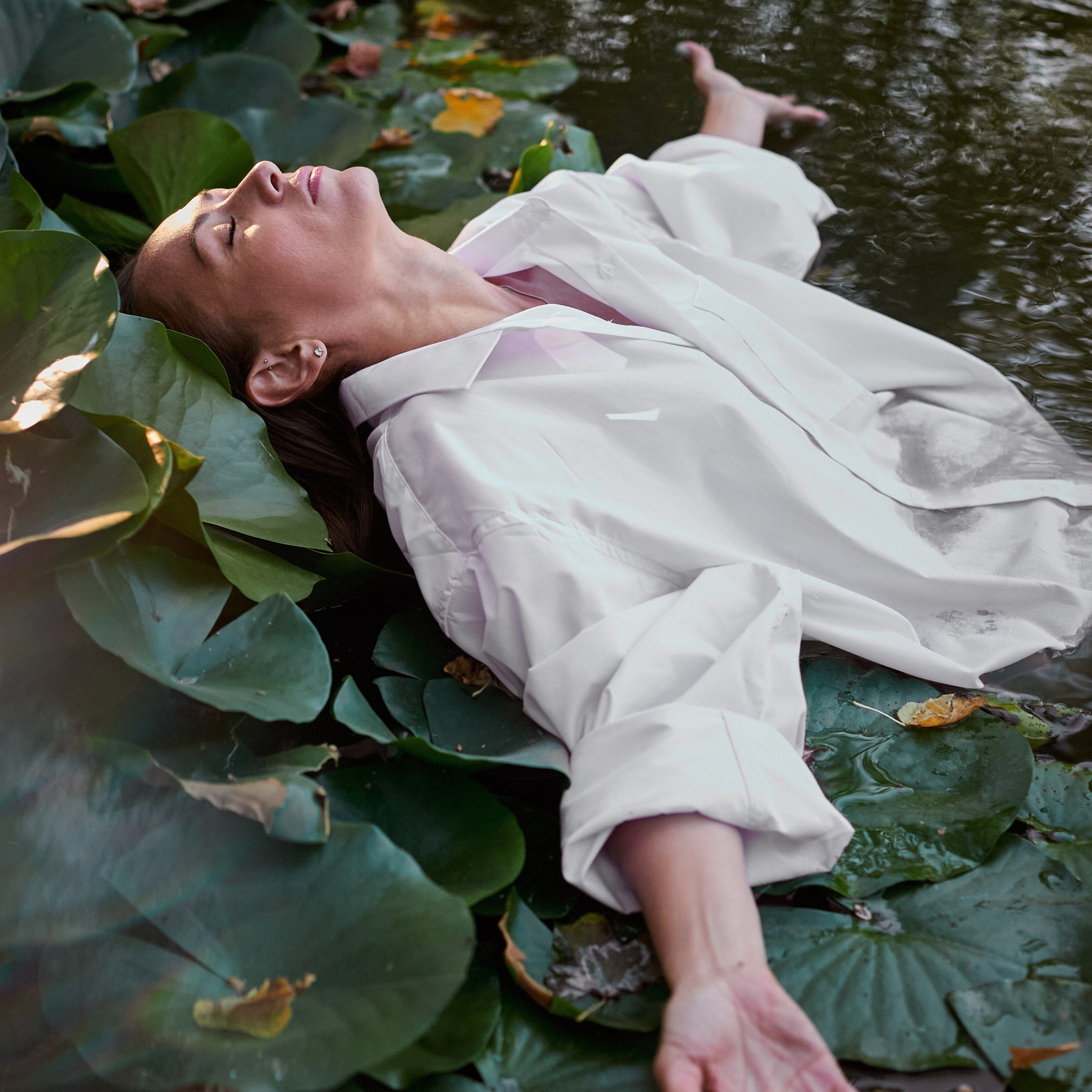 «В кувшинках»