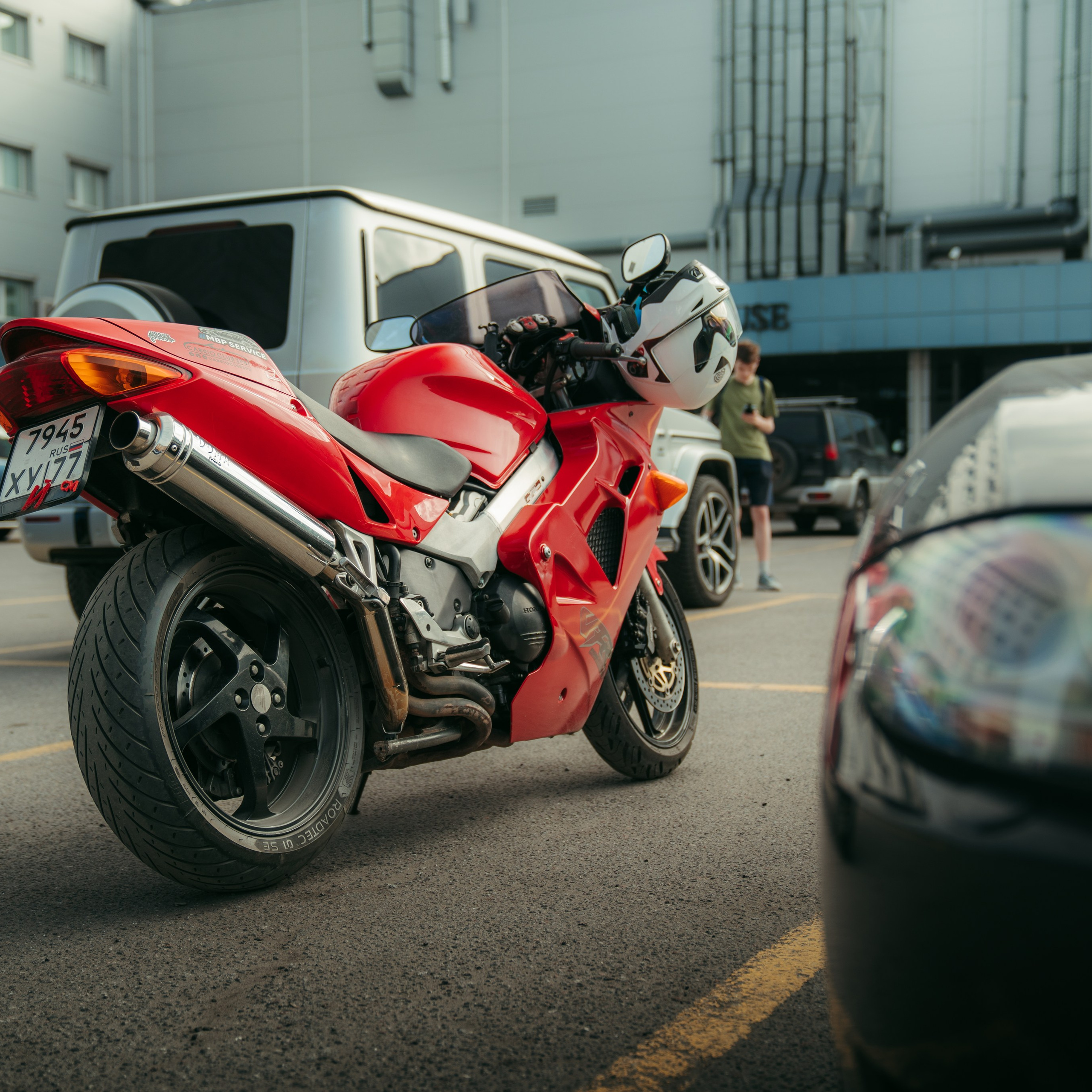 Cars and Coffee 19/04/25. Автомобильный фотограф Антон Цырулев