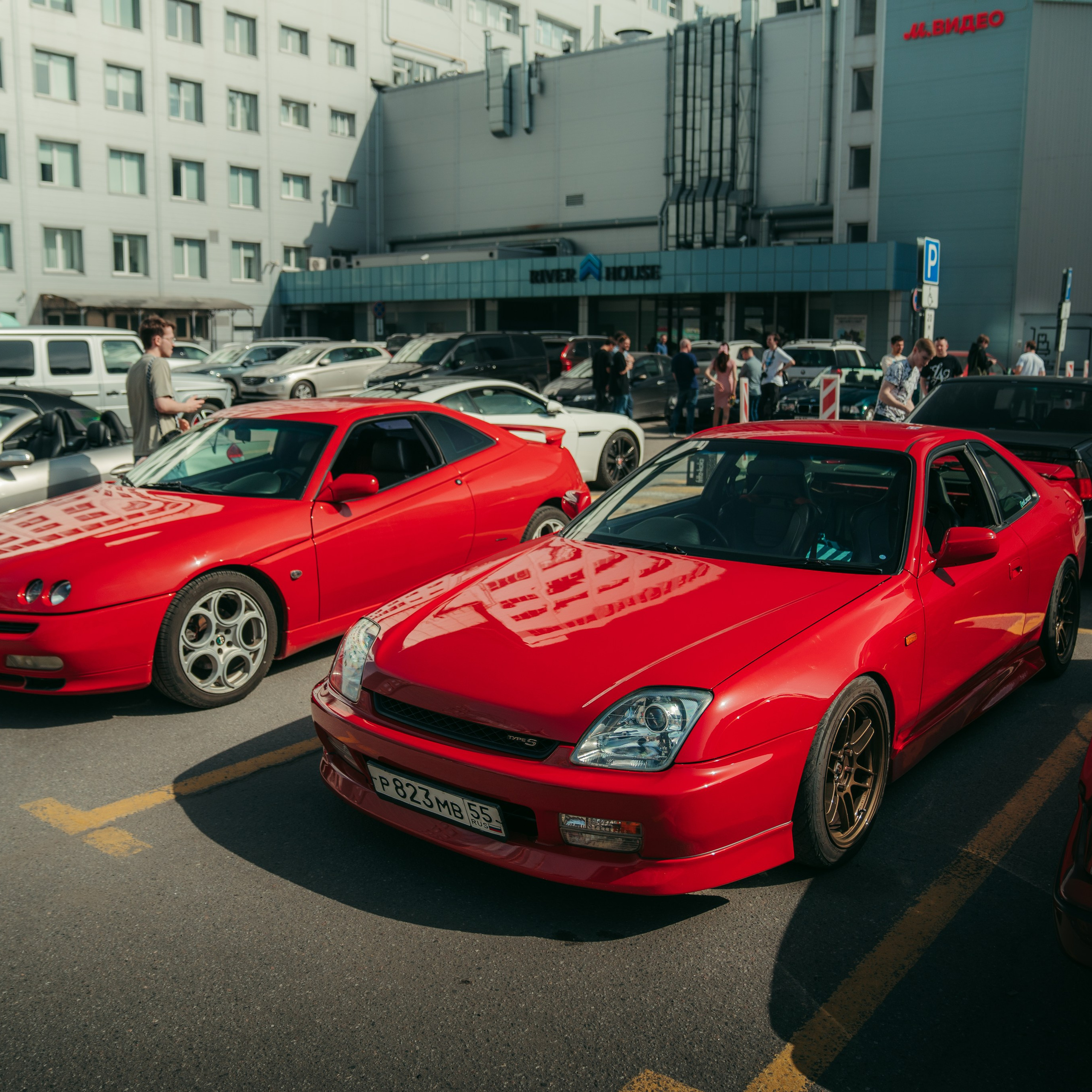 Cars and Coffee 19/04/25. Автомобильный фотограф Антон Цырулев
