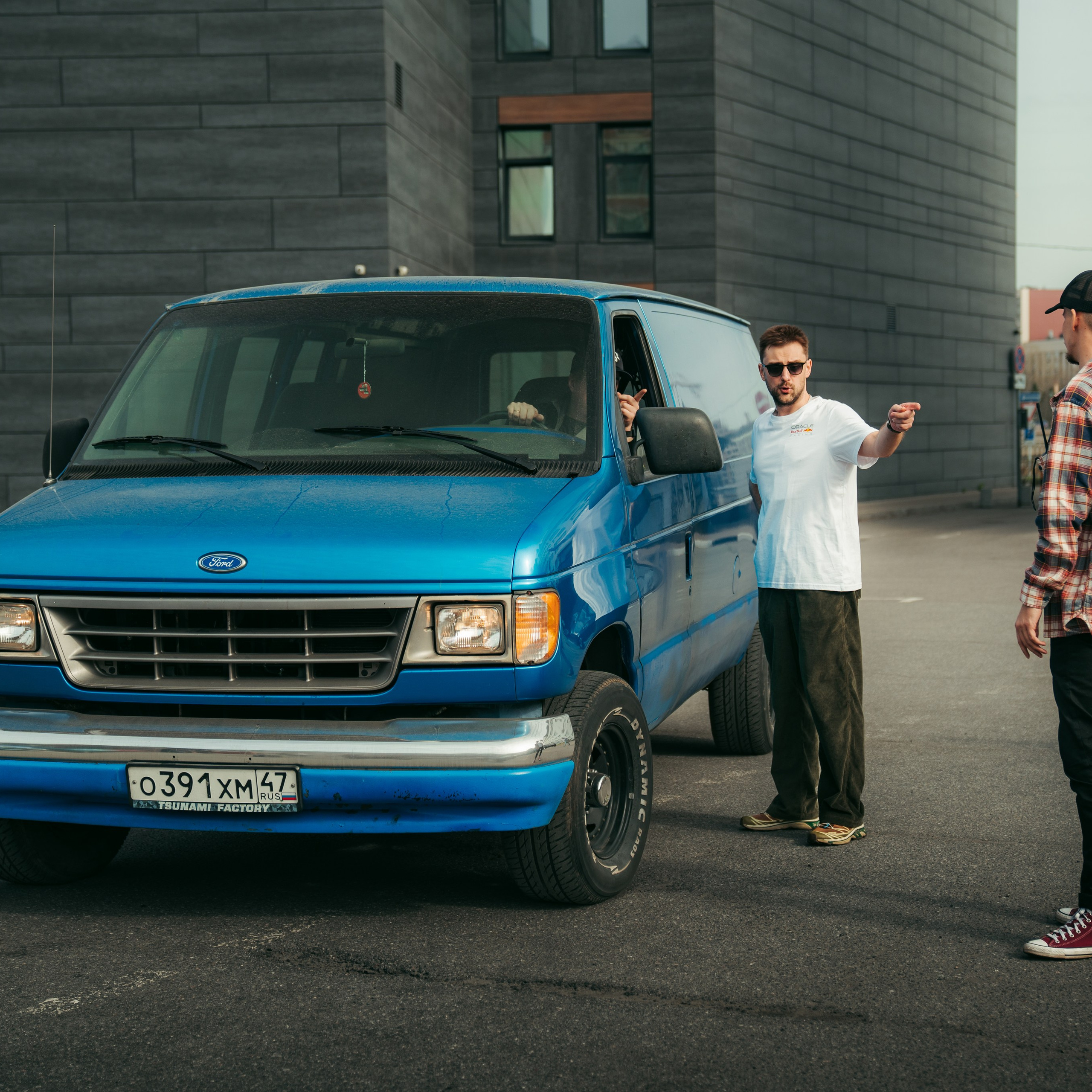 Cars and Coffee 19/04/25. Автомобильный фотограф Антон Цырулев
