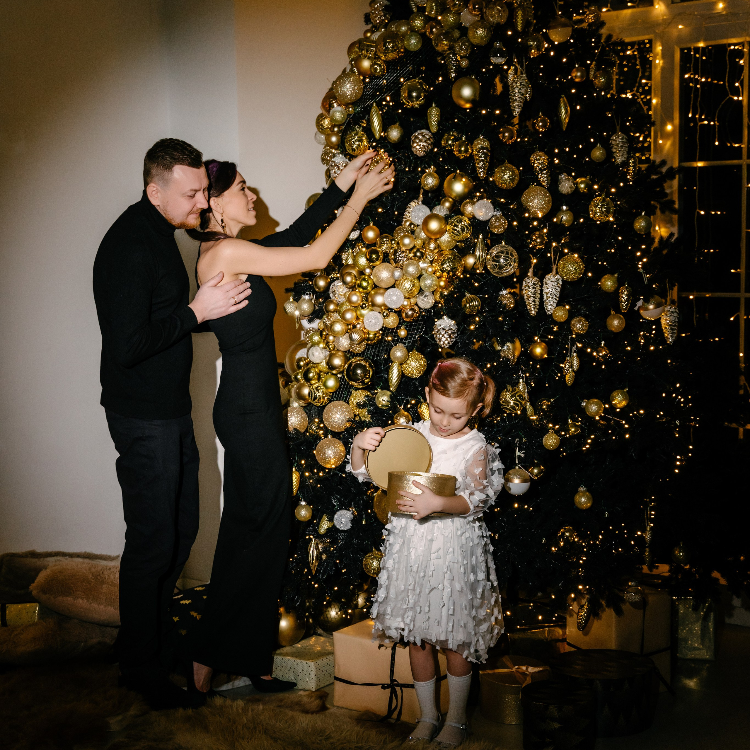 вечерняя новогодняя съемка в студии