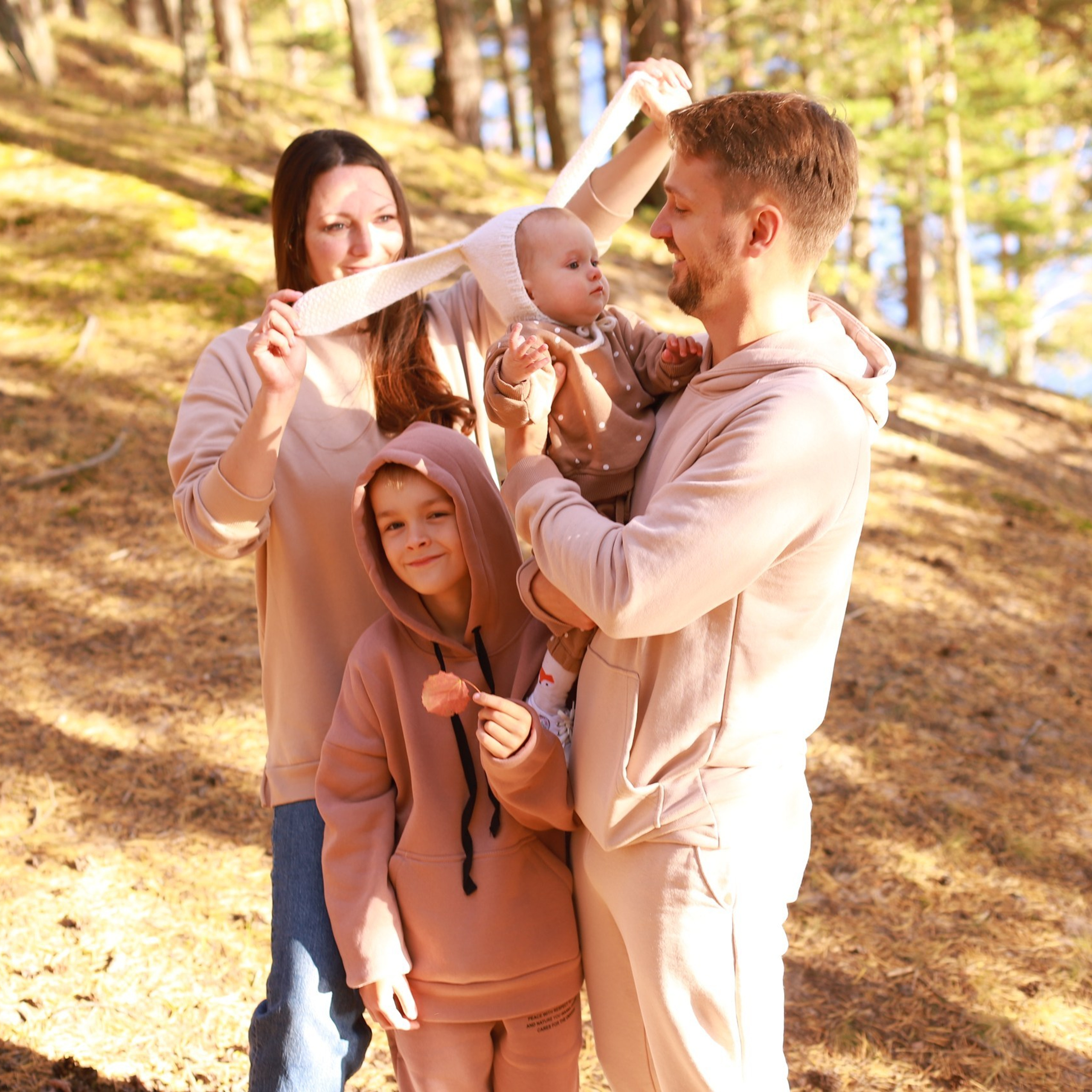 Сергей, Виктория, Андрей, Паулина