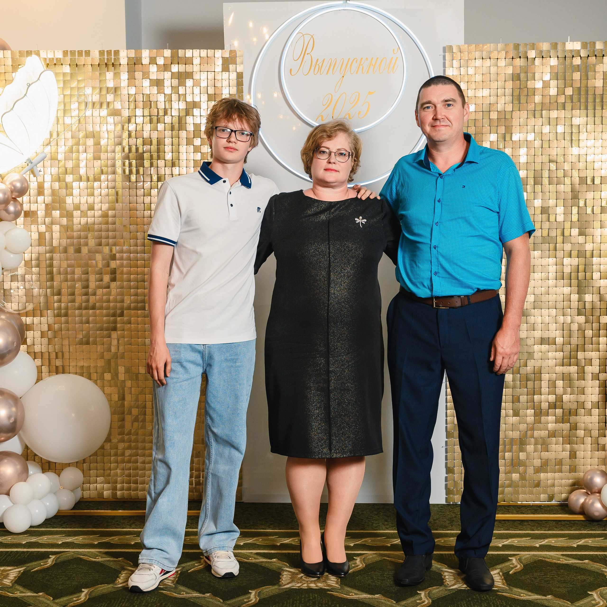 Выпускной в Малахите. Wedding and family photographer USA