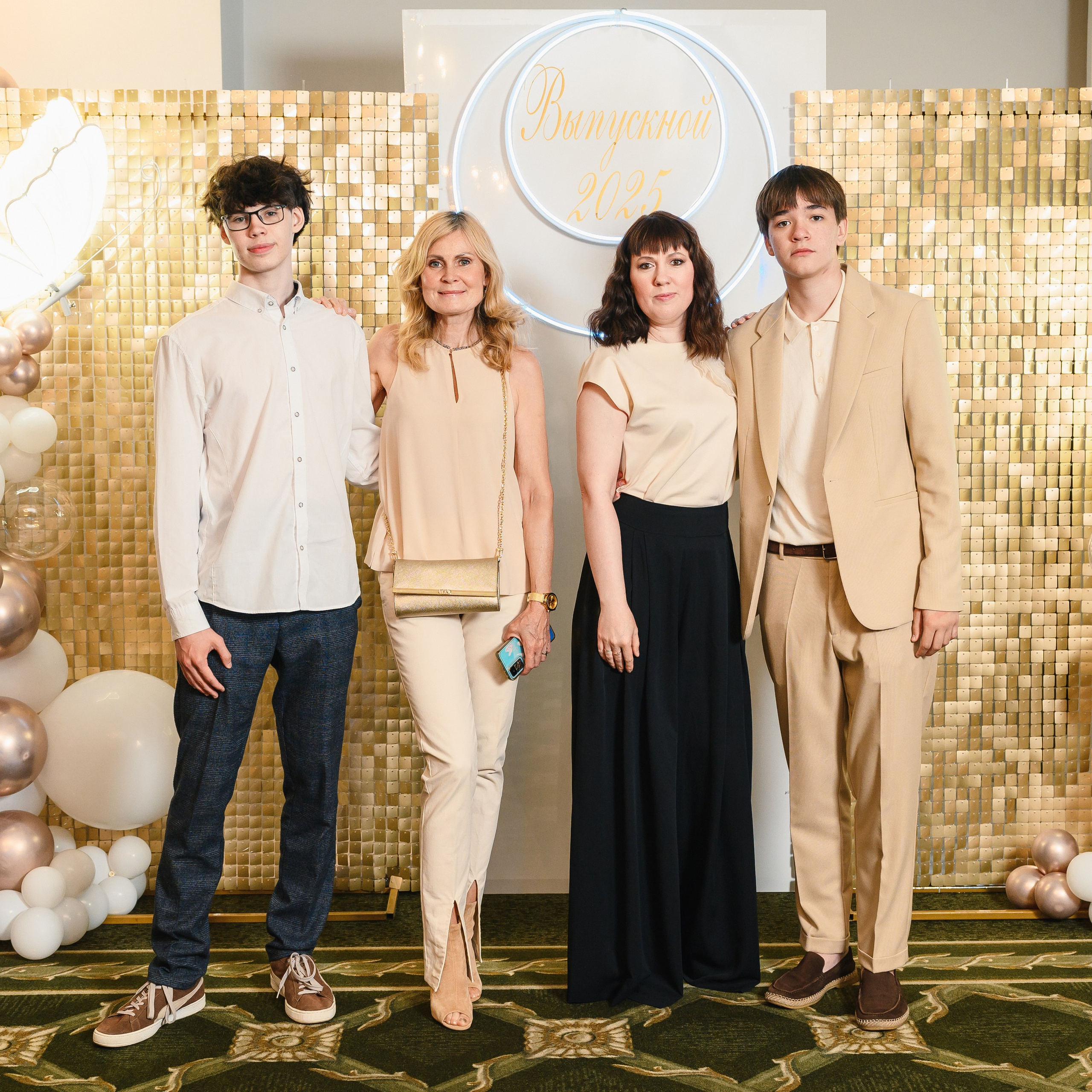 Выпускной в Малахите. Wedding and family photographer USA