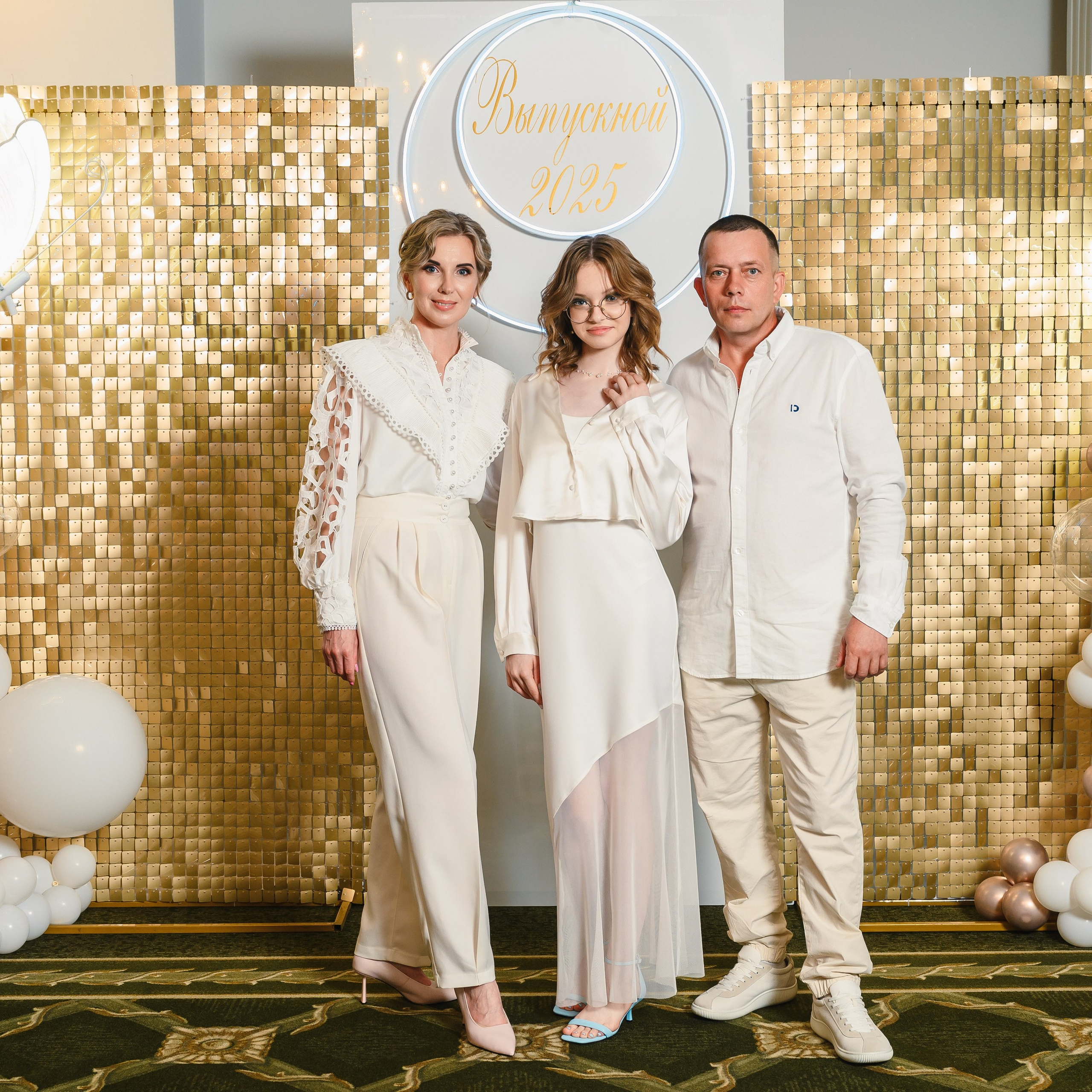 Выпускной в Малахите. Wedding and family photographer USA