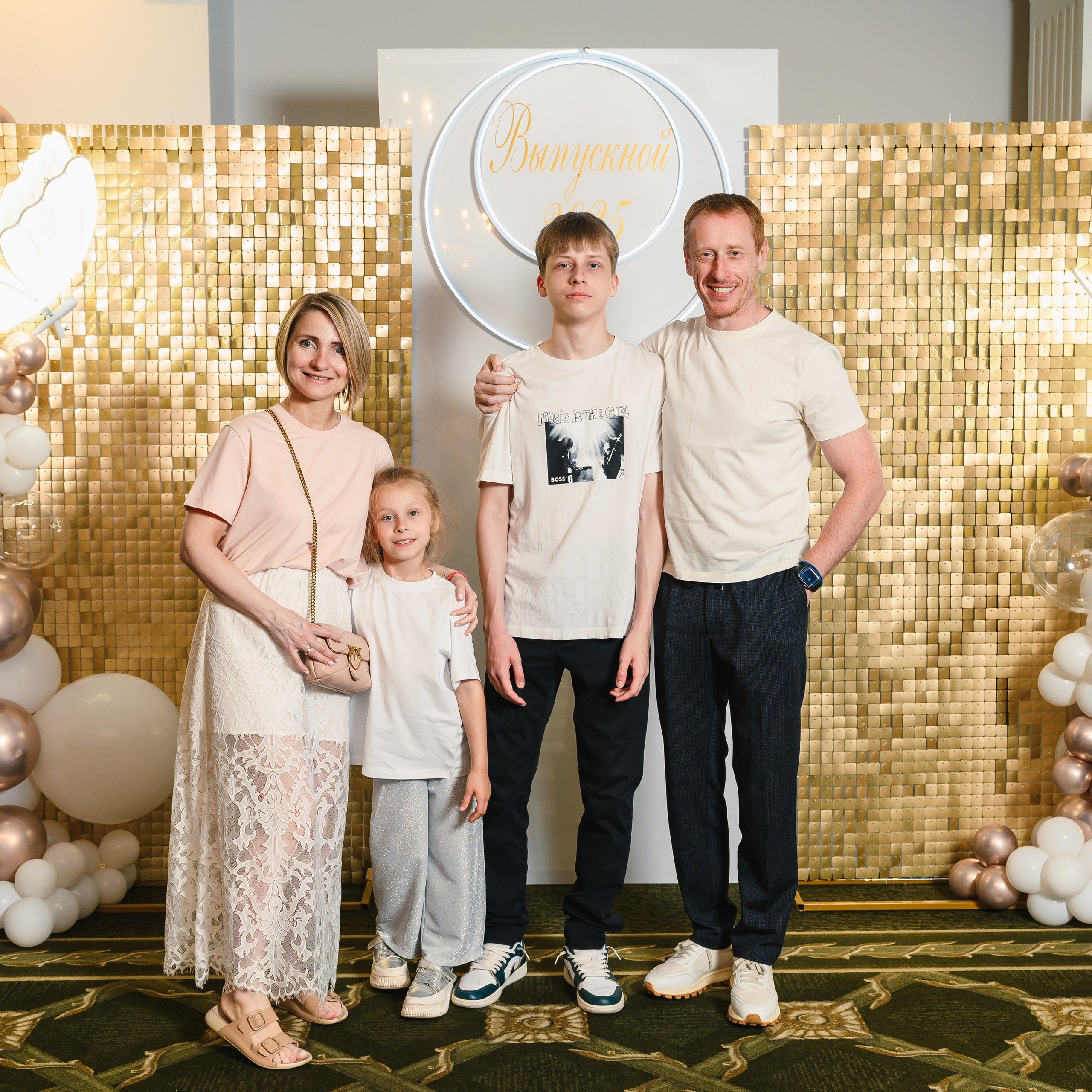Выпускной в Малахите. Wedding and family photographer USA