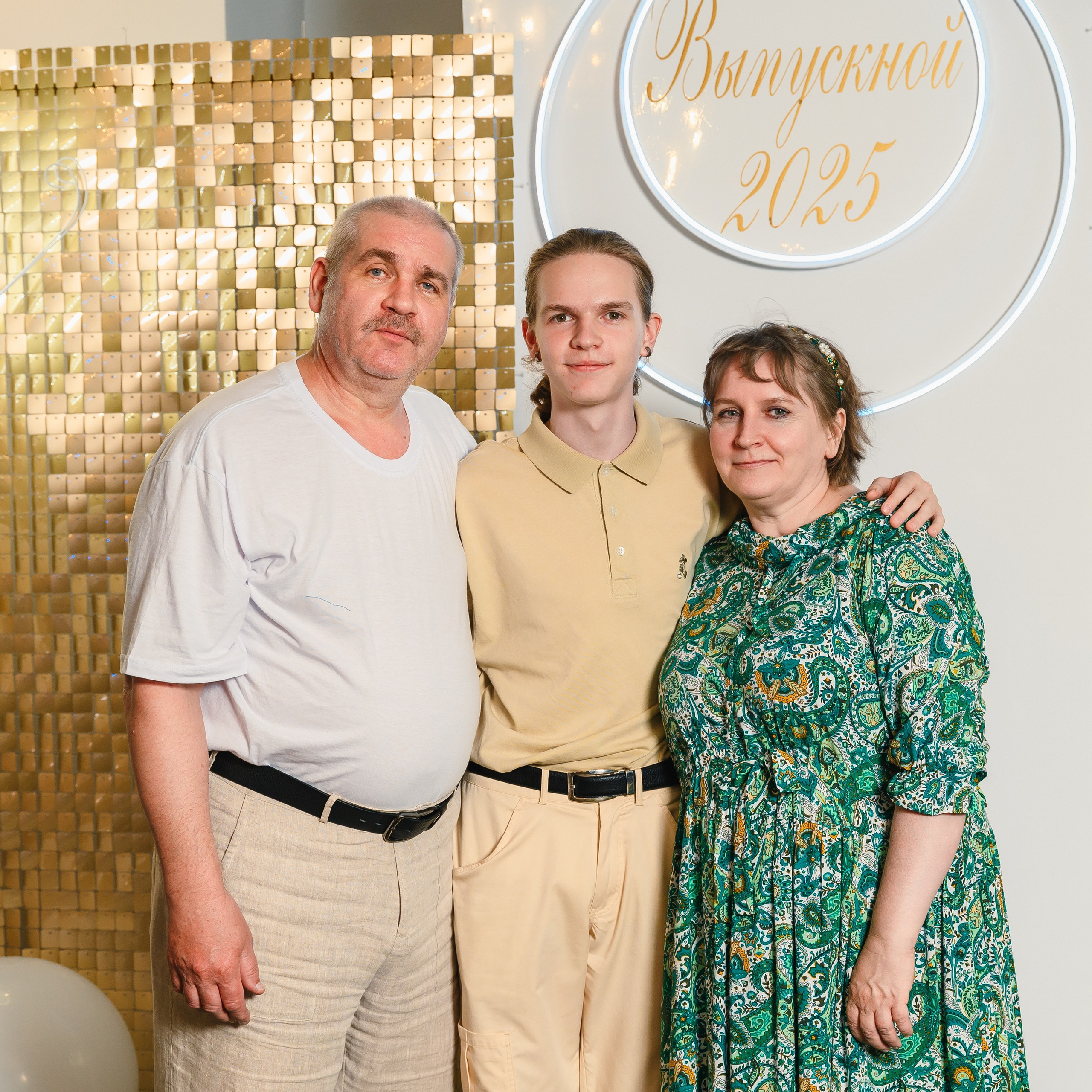 Выпускной в Малахите. Wedding and family photographer USA