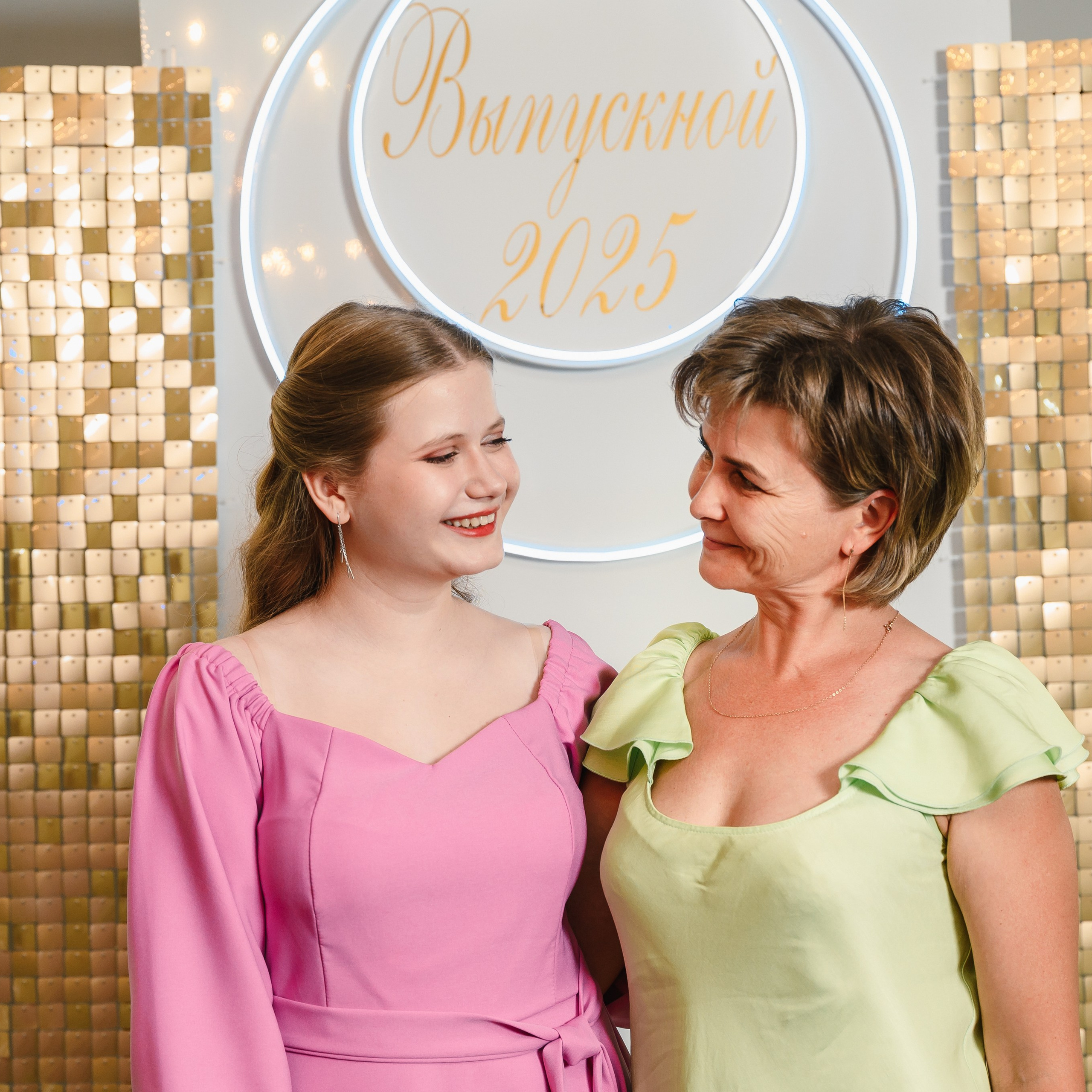 Выпускной в Малахите. Wedding and family photographer USA