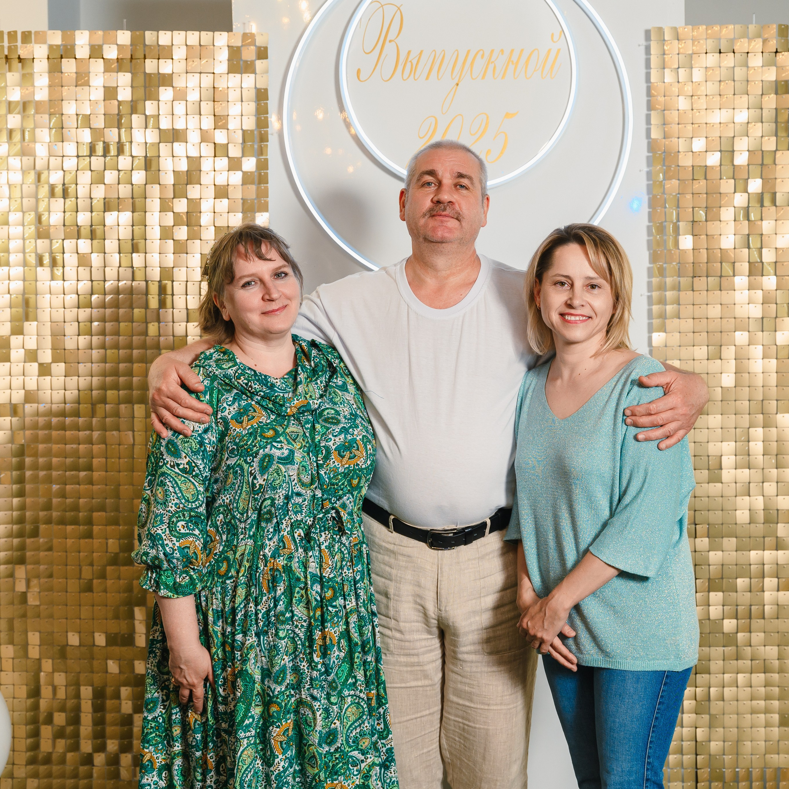 Выпускной в Малахите. Wedding and family photographer USA