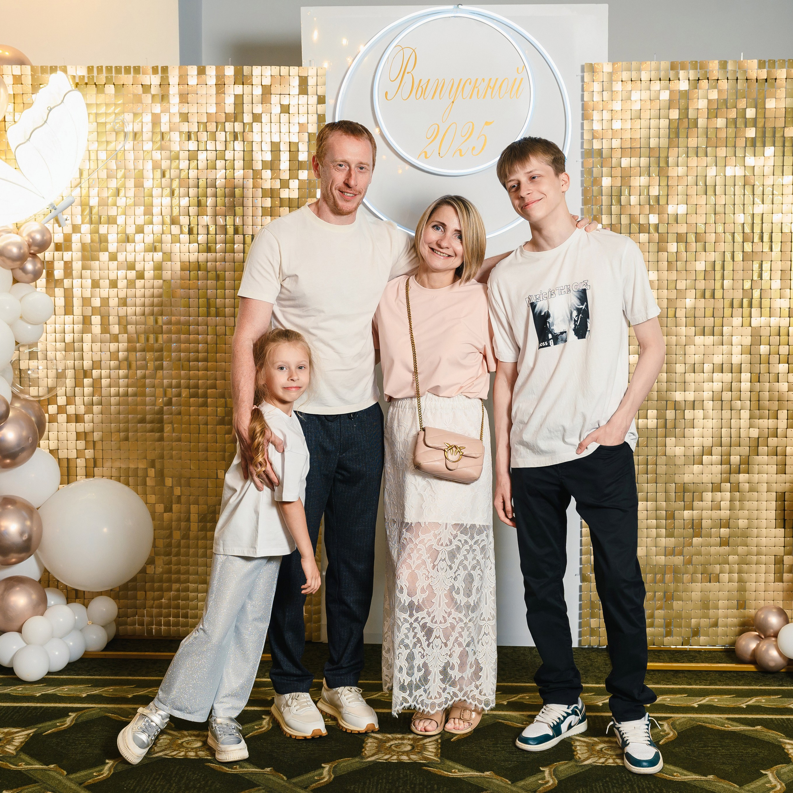 Выпускной в Малахите. Wedding and family photographer USA
