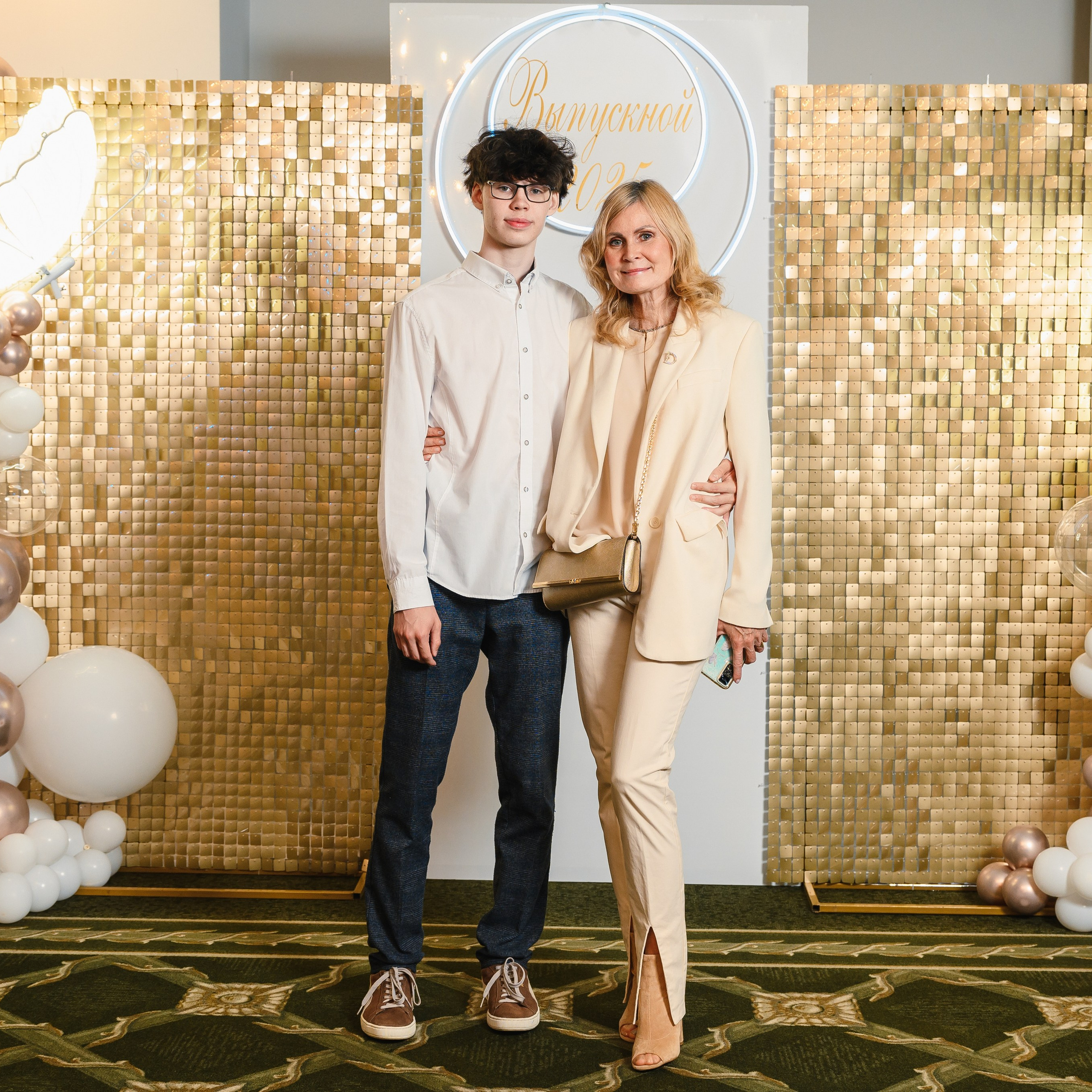 Выпускной в Малахите. Wedding and family photographer USA