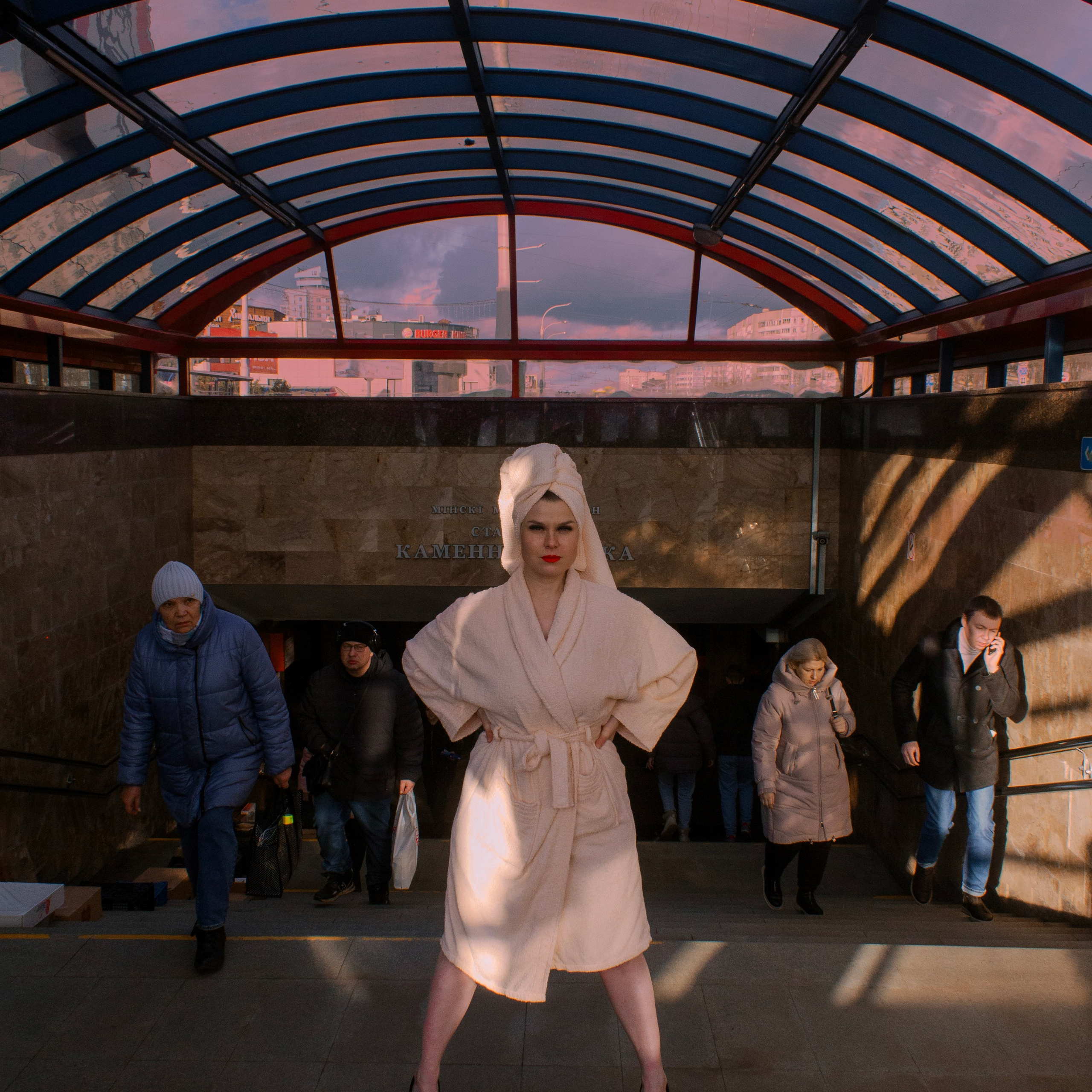 В городской солнечной ванне