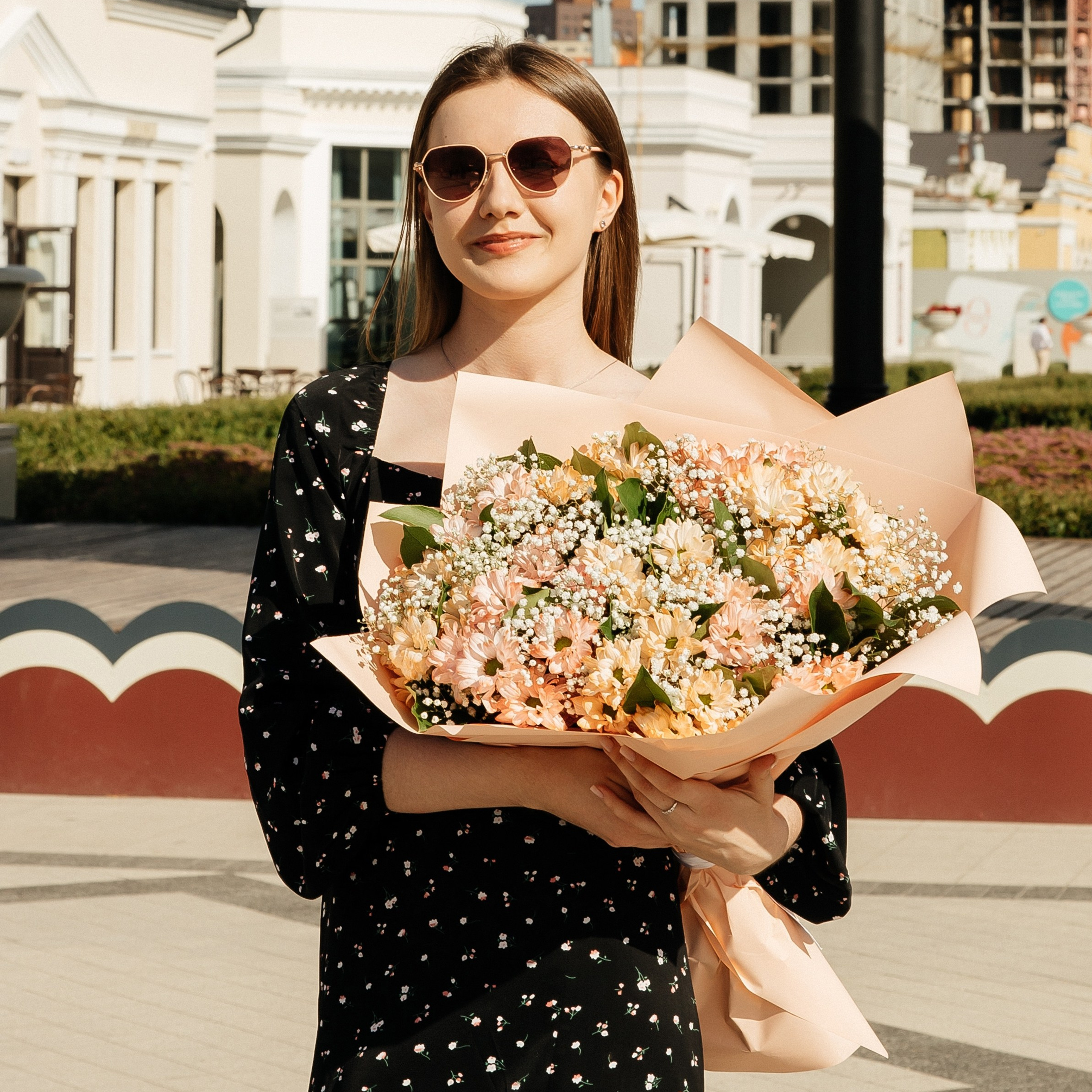 Полине 18 лет