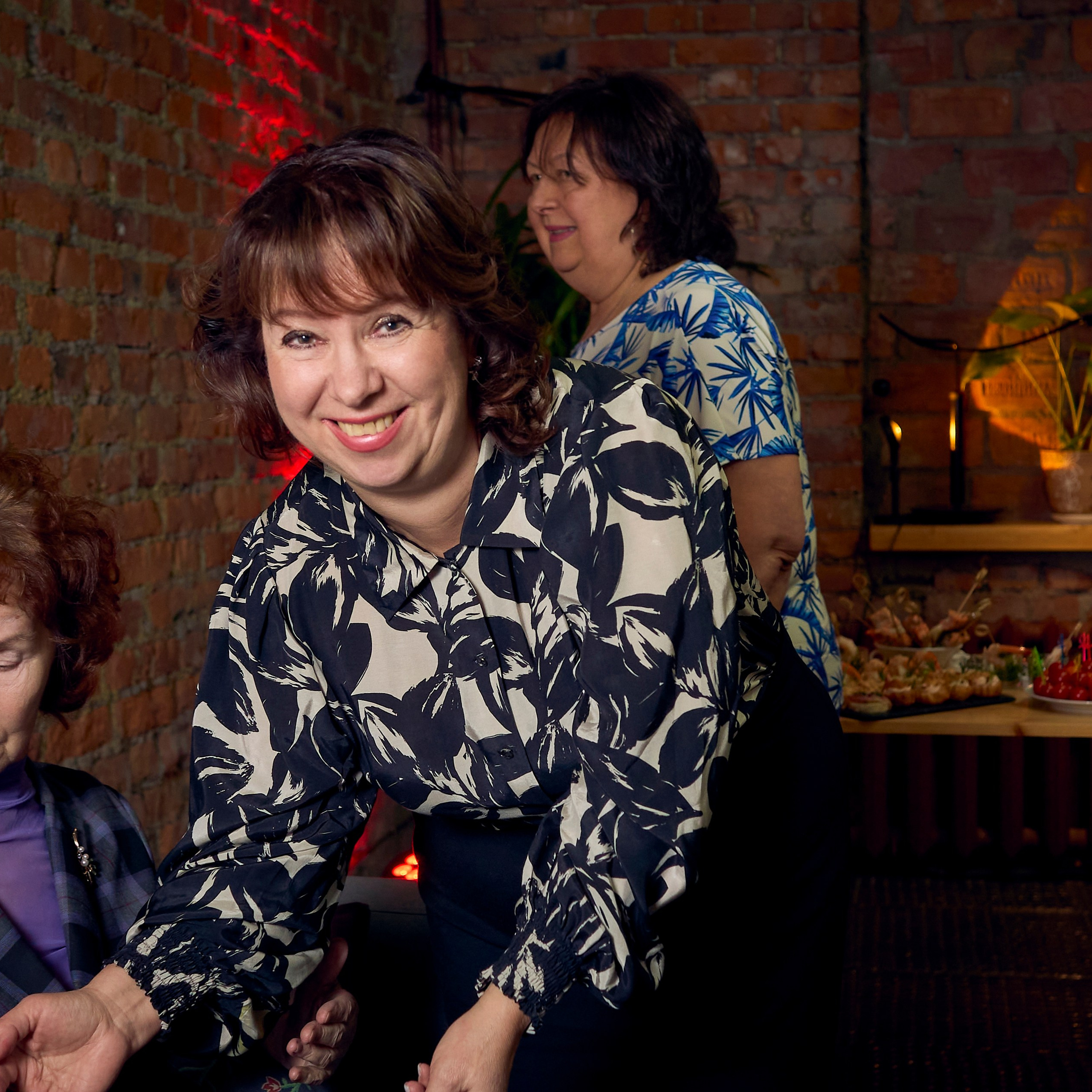 Взрослые мероприятия. Контент фотограф в Санкт-Петербурге Эрик Шартон