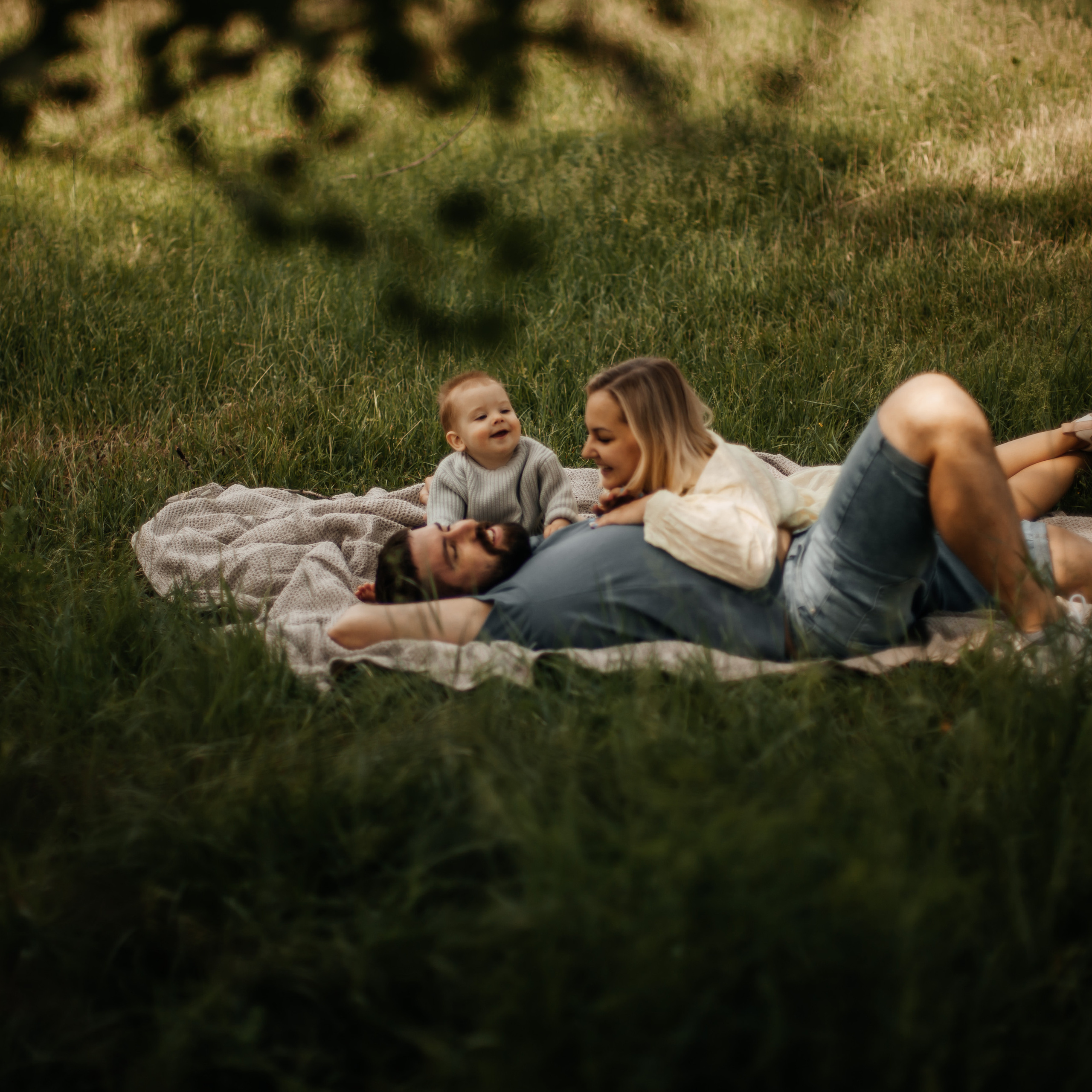 Катя, Даня и Федя (1 год)