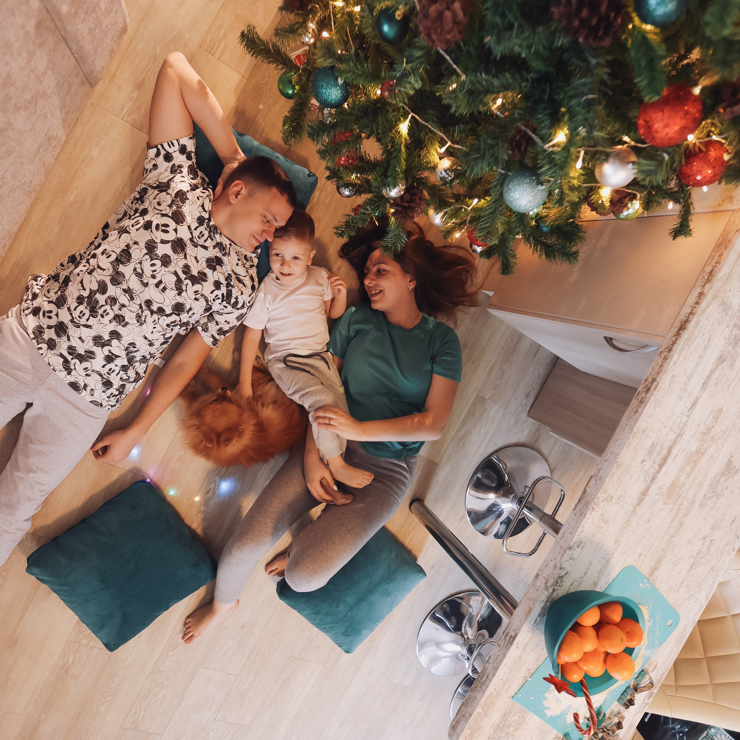 Новогодняя