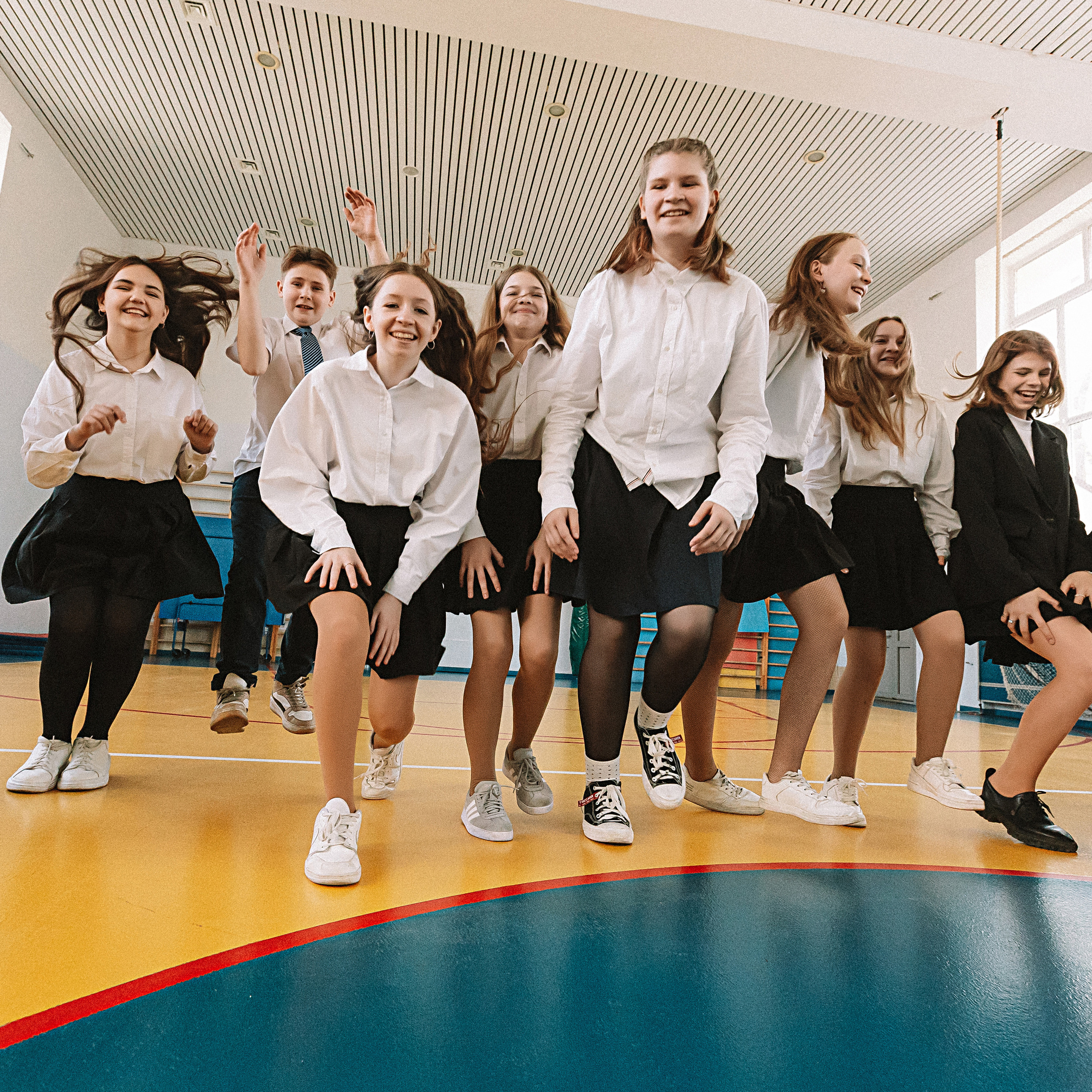 7 класс в стенах школы