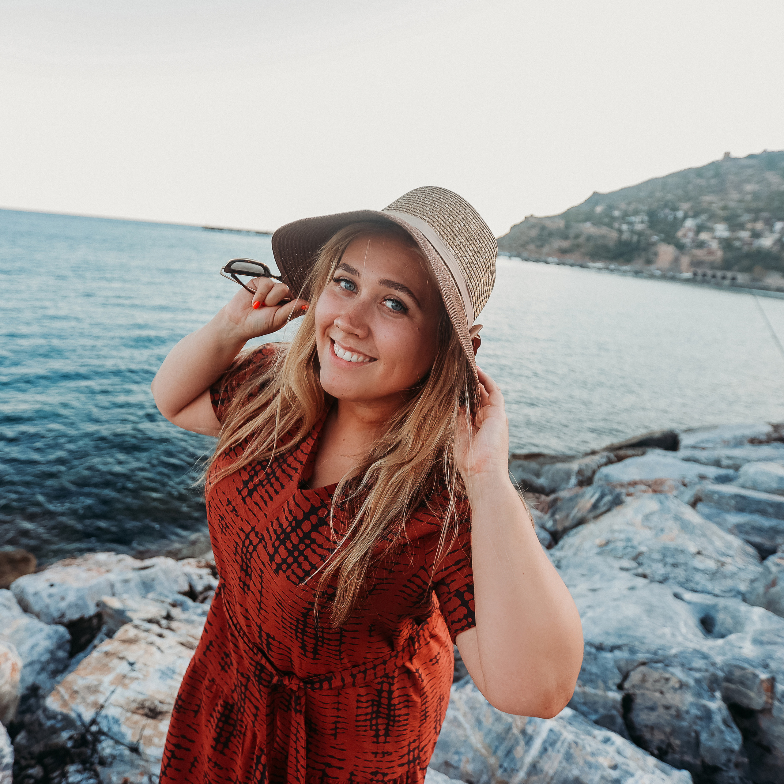 Аланья (маяк)