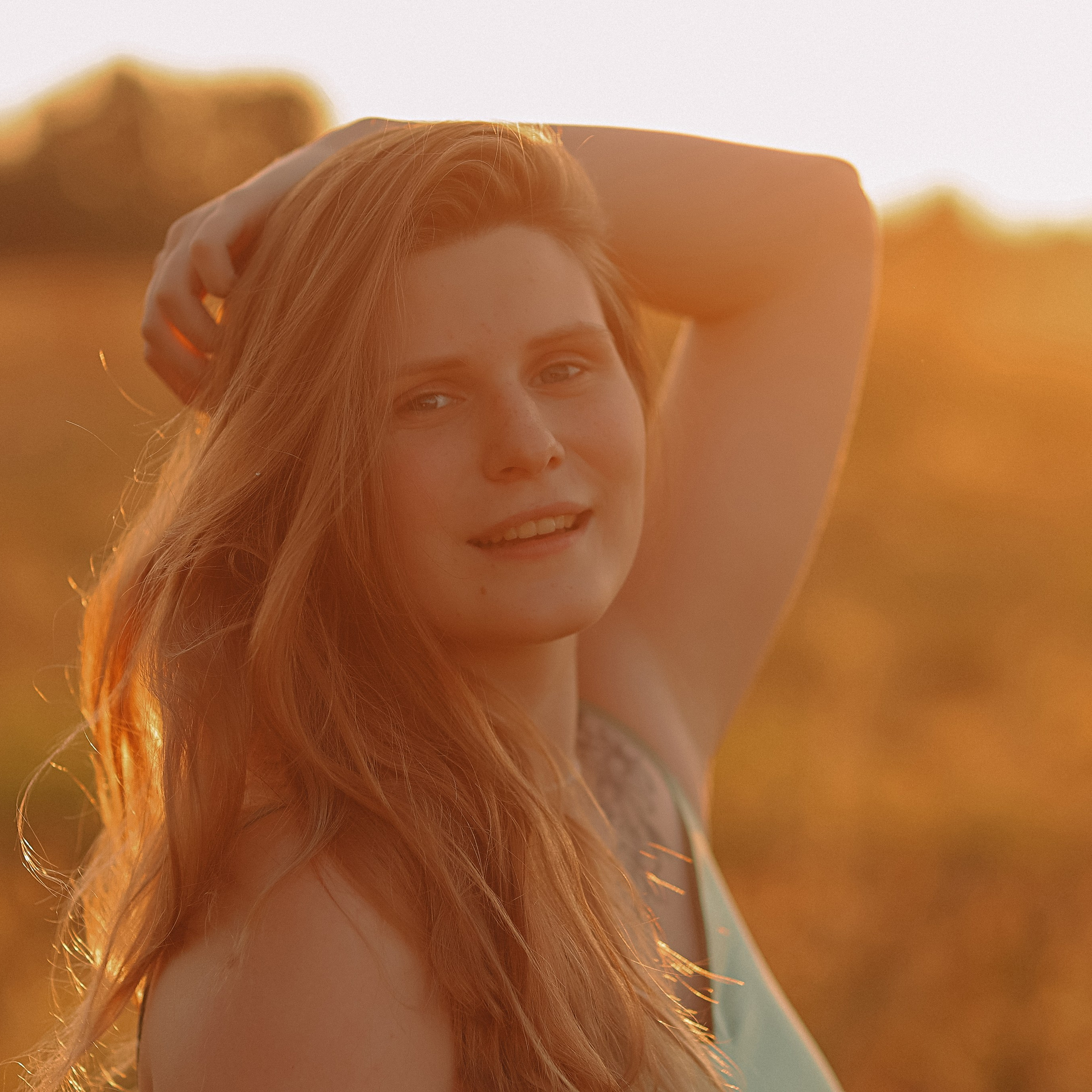 закатное поле семейная