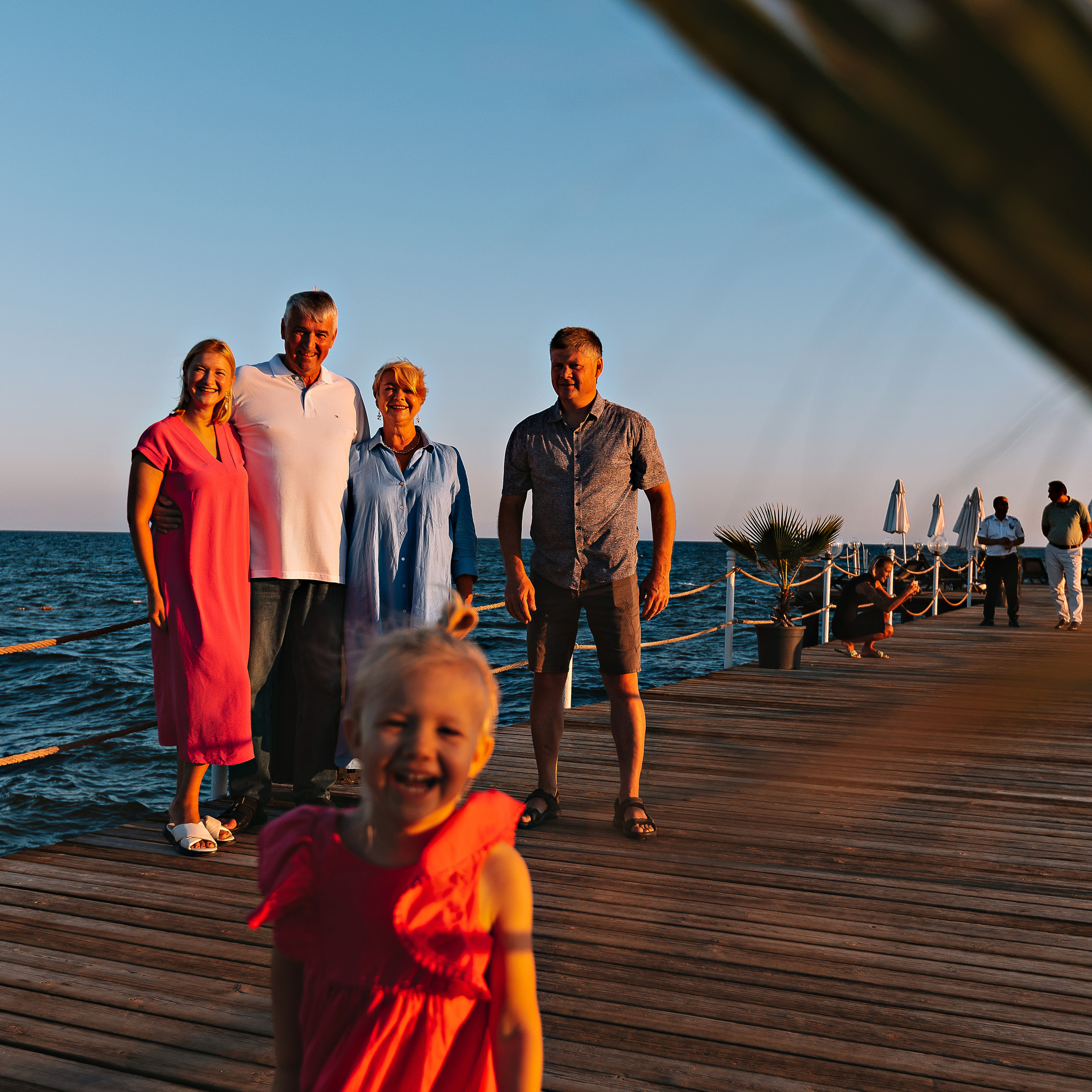 Семейная на берегу