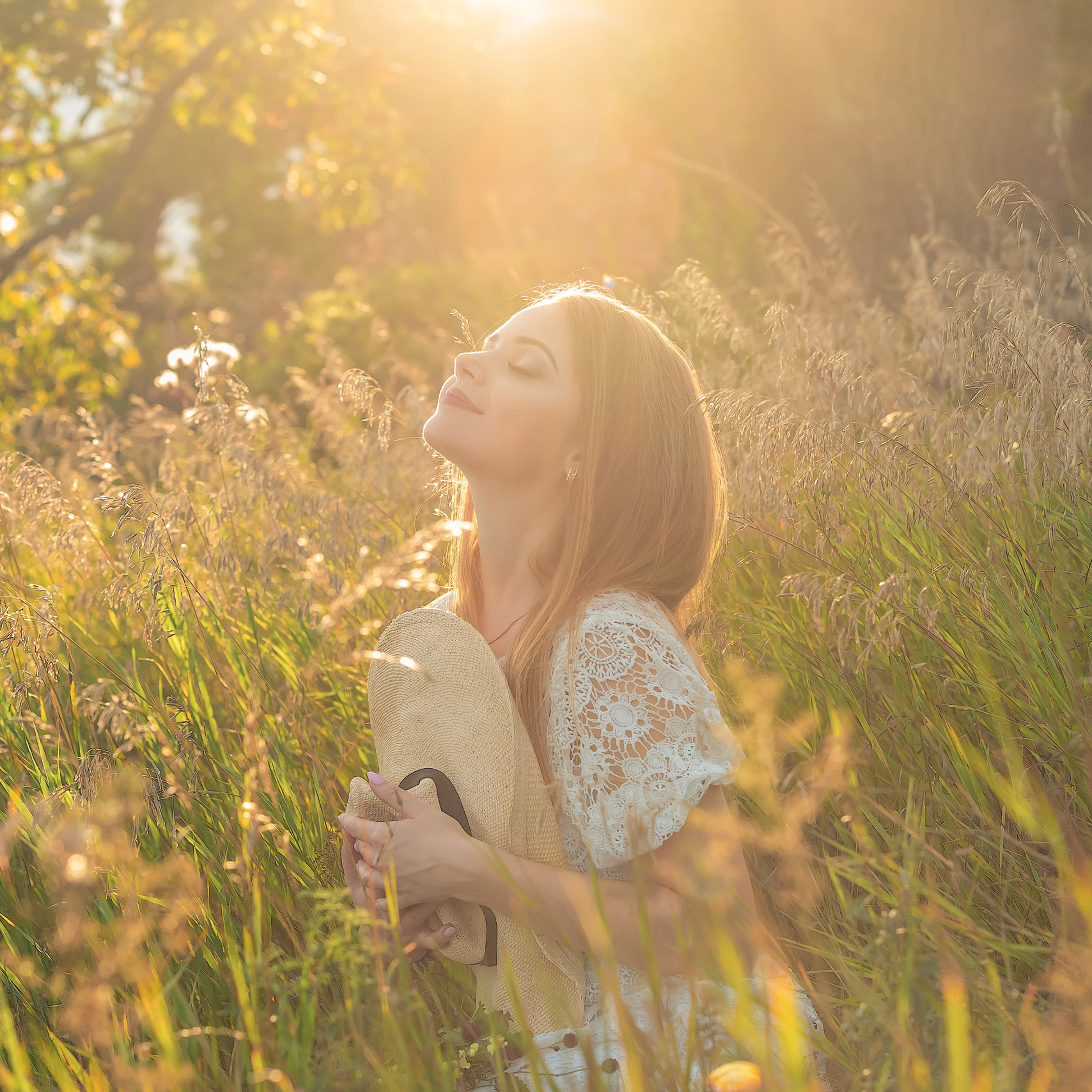 Теплые лучи солнца