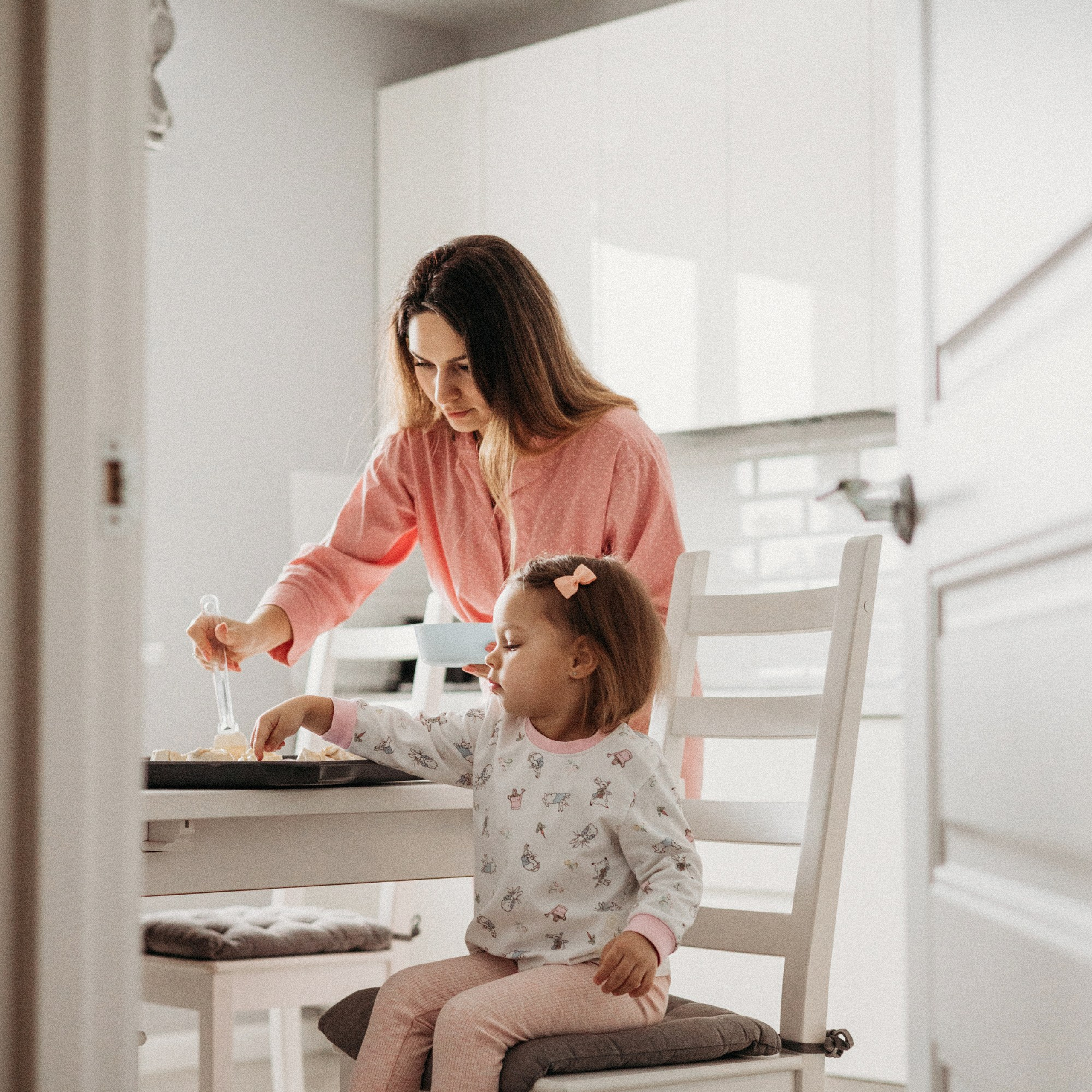 Алина, София