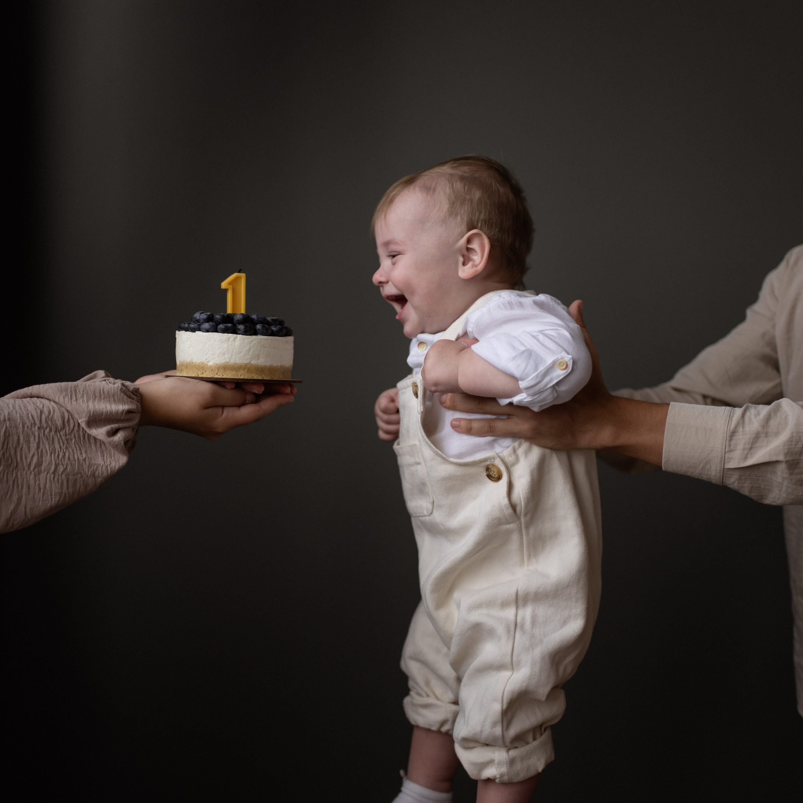 Тоше уже годик